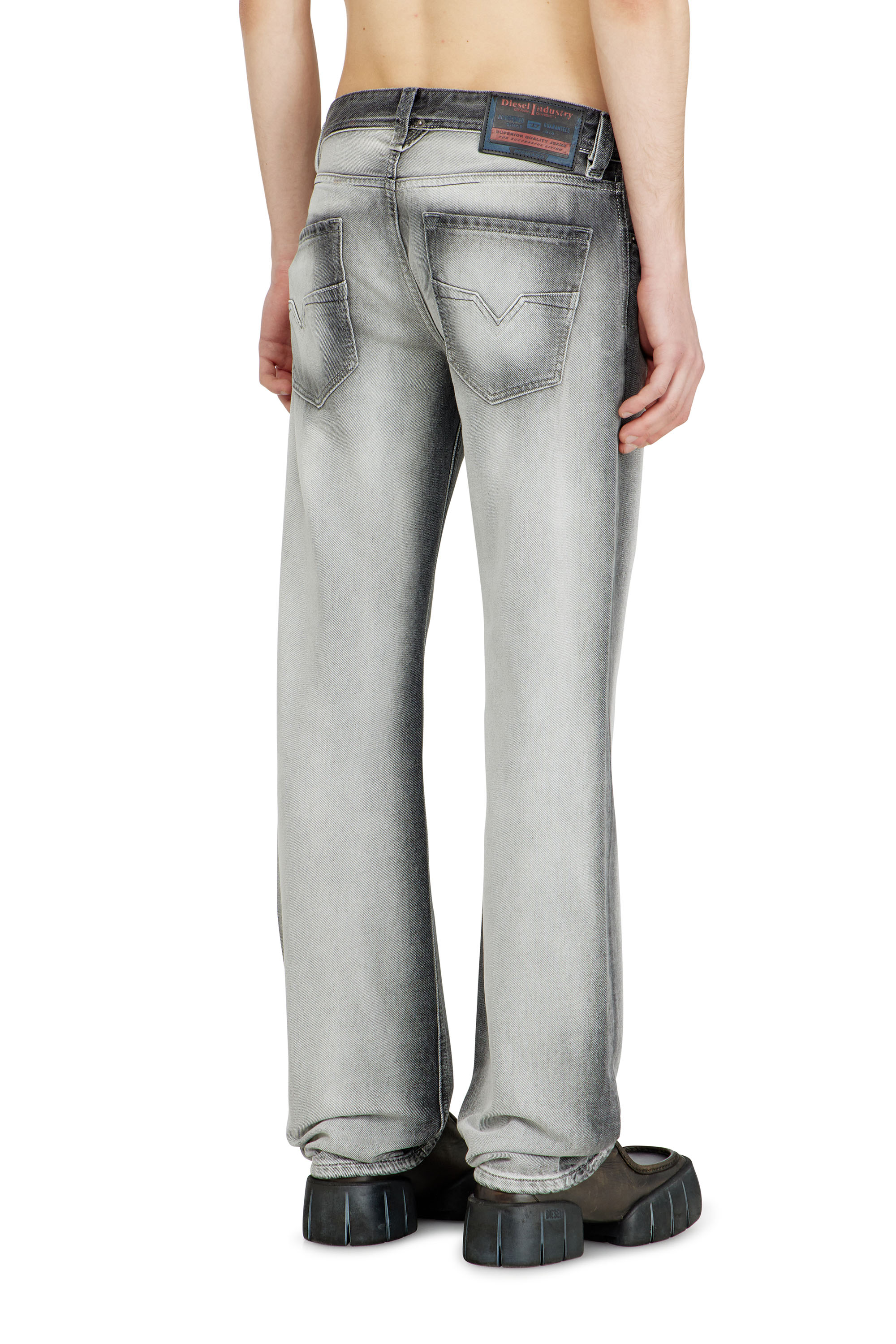 Diesel - Regular Jeans 1985 Larkee 09P28 Hombre, Gris oscuro - 4