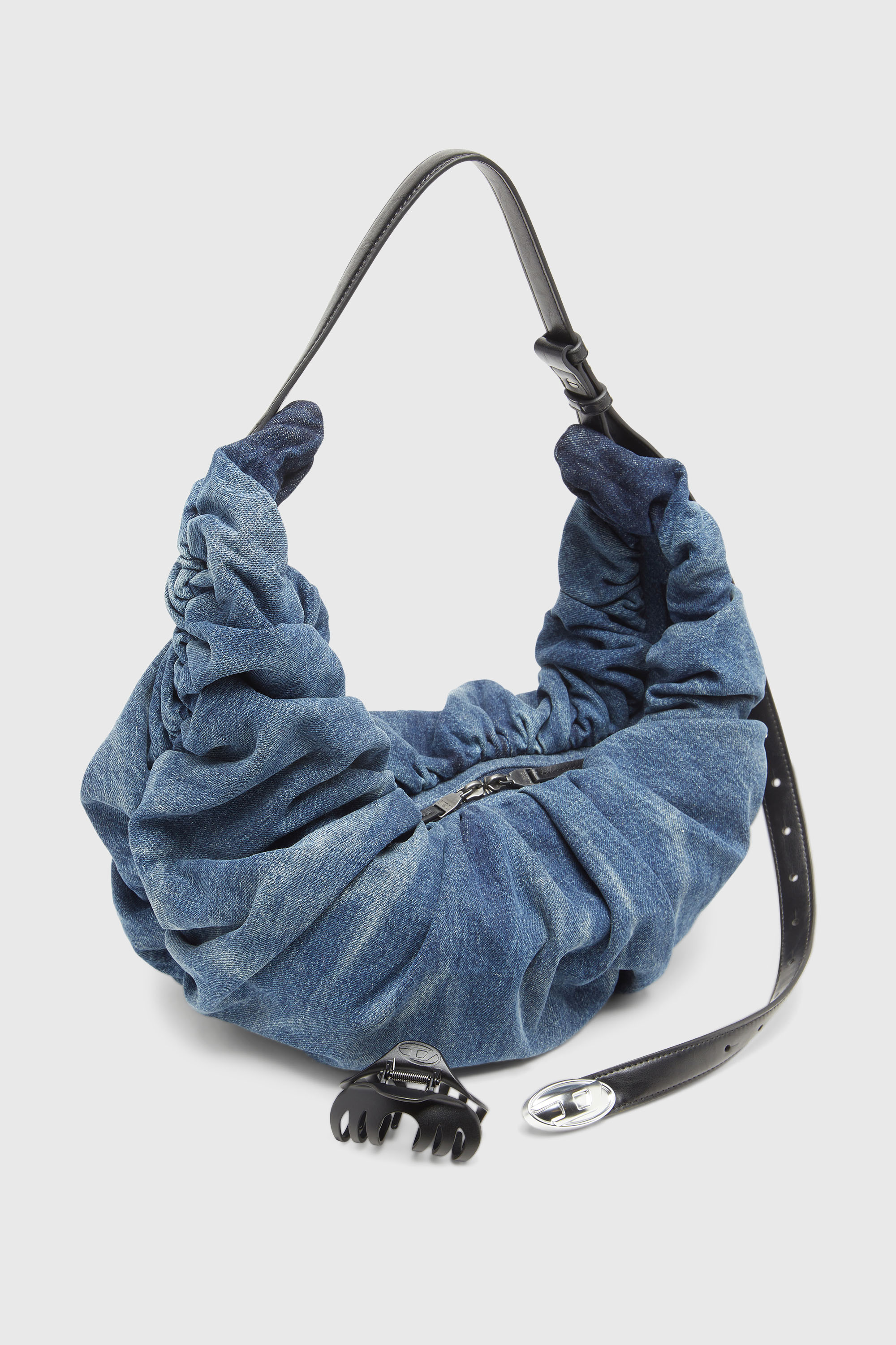 Diesel - GRAB-D HOBO L, Grab-D L-Bolso hobo grande arrugado en denim tratado Mujer in Azul marino - 5