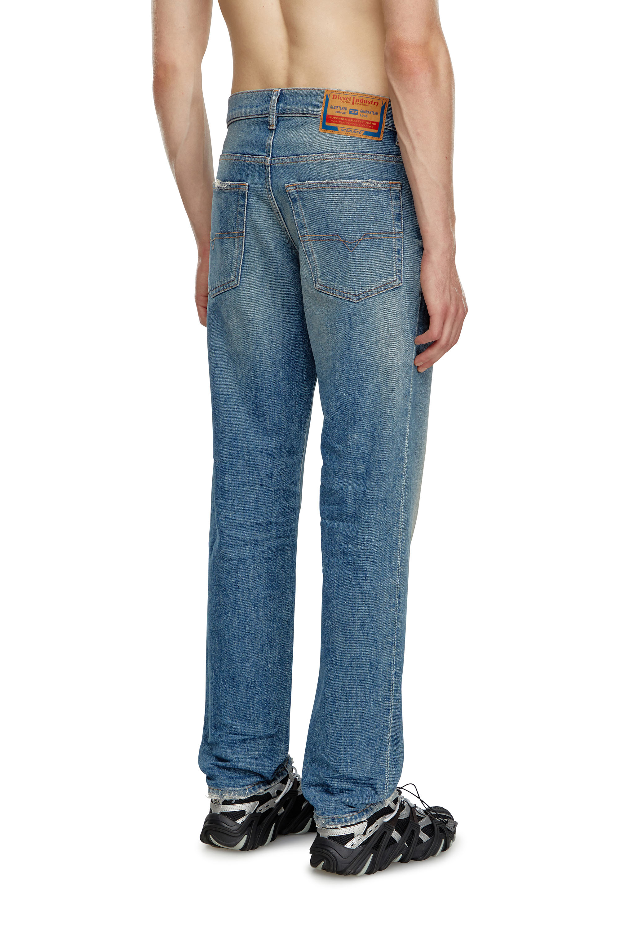 Diesel - Tapered Jeans 2023 D-Finitive 0GRDB, Hombre Tapered Jeans - 2023 D-Finitive in Azul marino - Image 4