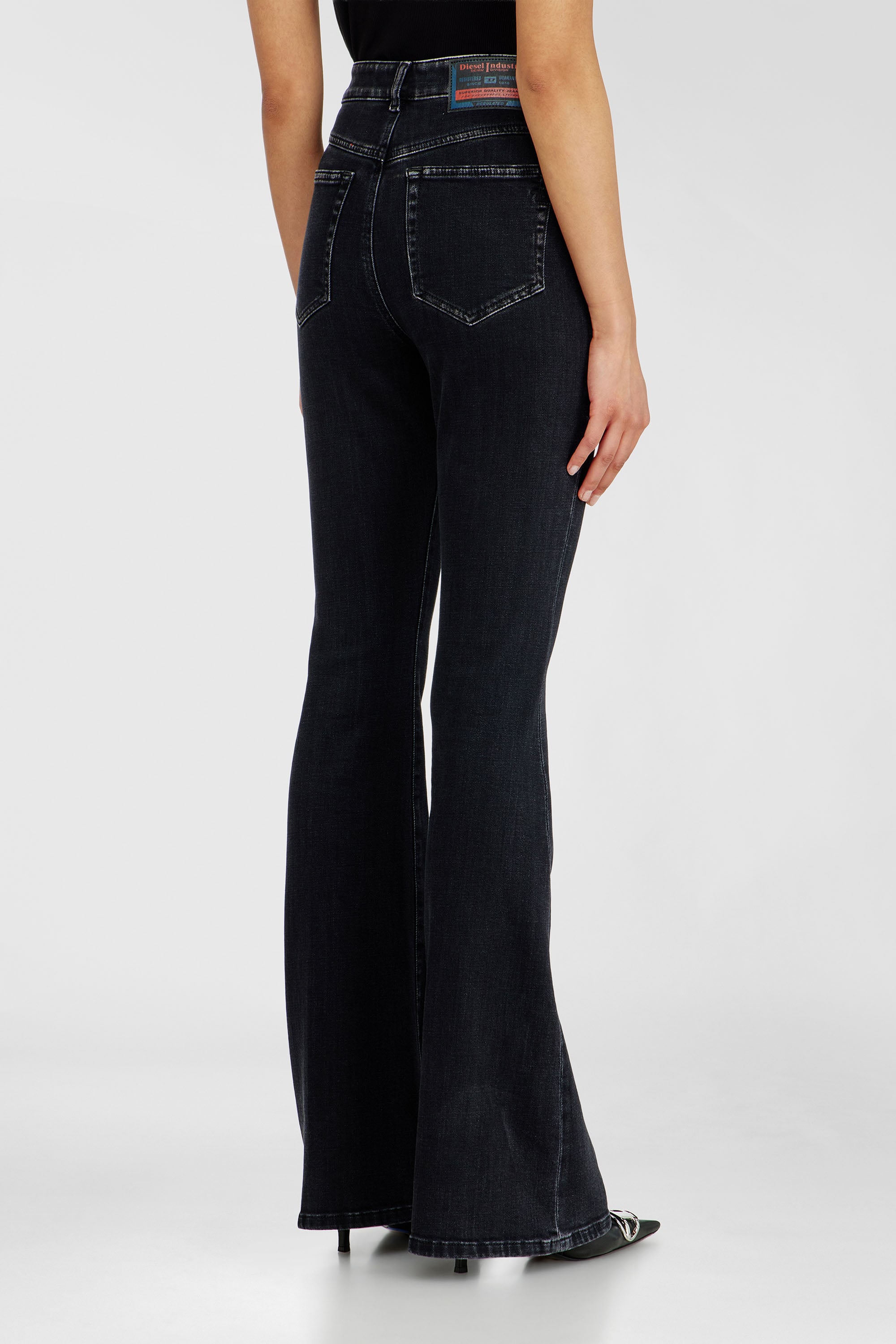 Diesel - Bootcut Jeans 1973 D-Partt 09P75 Mujer, Negro/Gris oscuro - 5