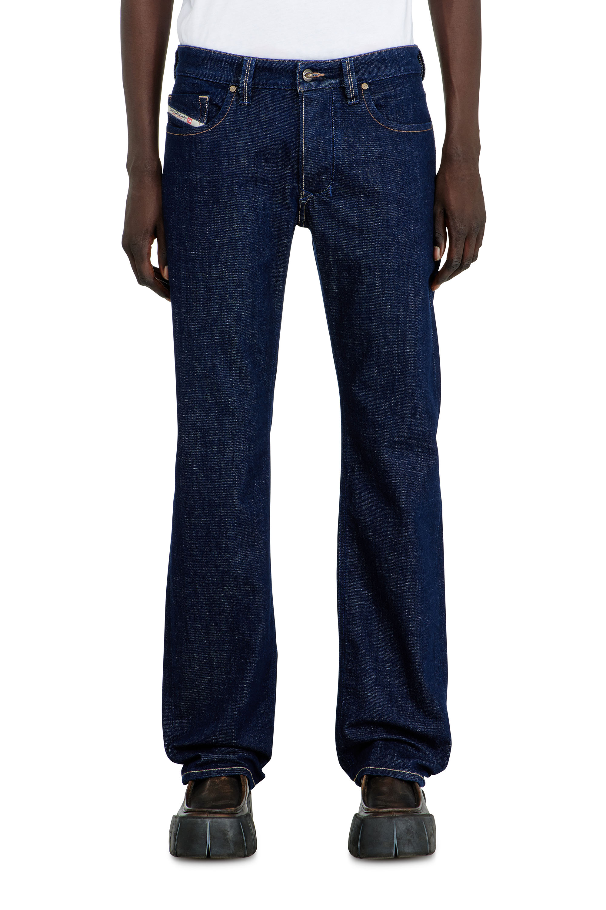 Diesel - Regular Jeans 1985 Larkee 007EQ Hombre, Azul Oscuro - 4