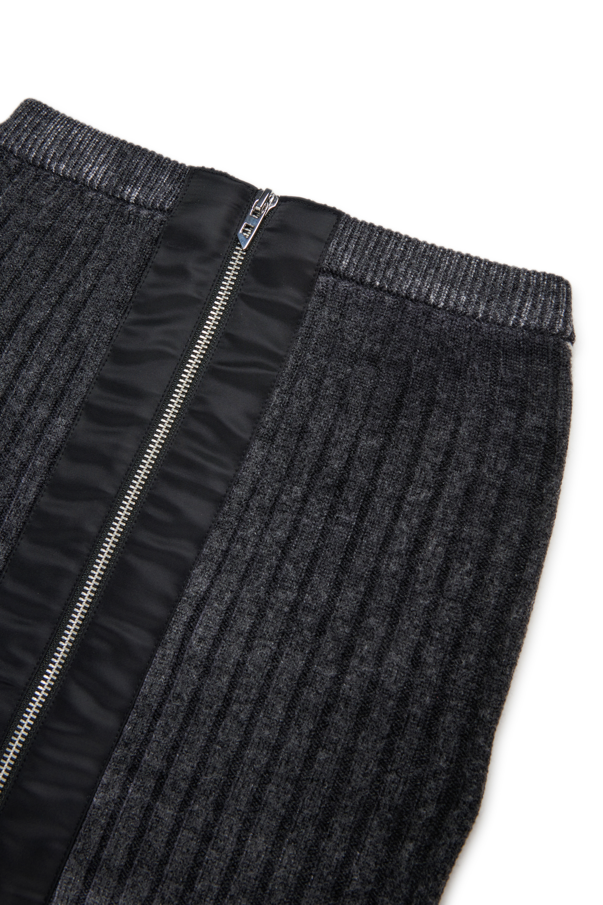 Diesel - GMASI, Falda de lana con cremallera central Mujer in Negro - 3