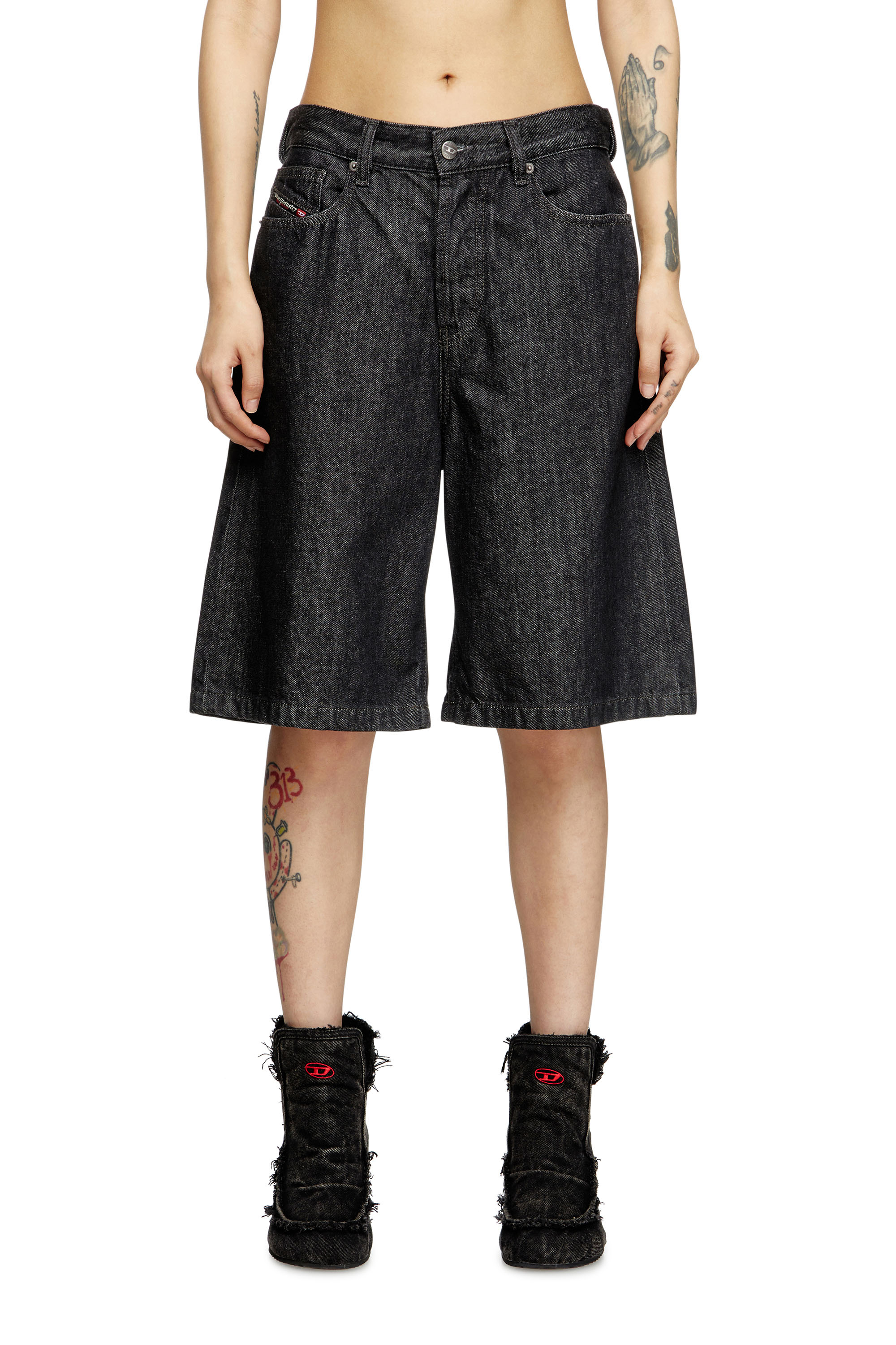 Diesel - DE-SIRE-SHORT, Pantalones cortos en denim lavado Mujer in Negro - 1