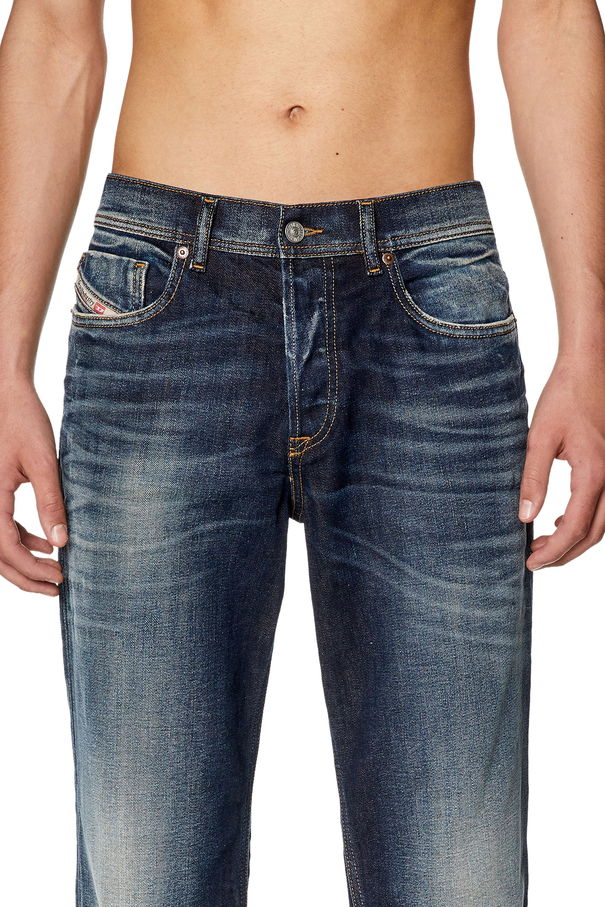 Diesel - Tapered Jeans 2023 D-Finitive 09G27, Azul Oscuro - Image 3