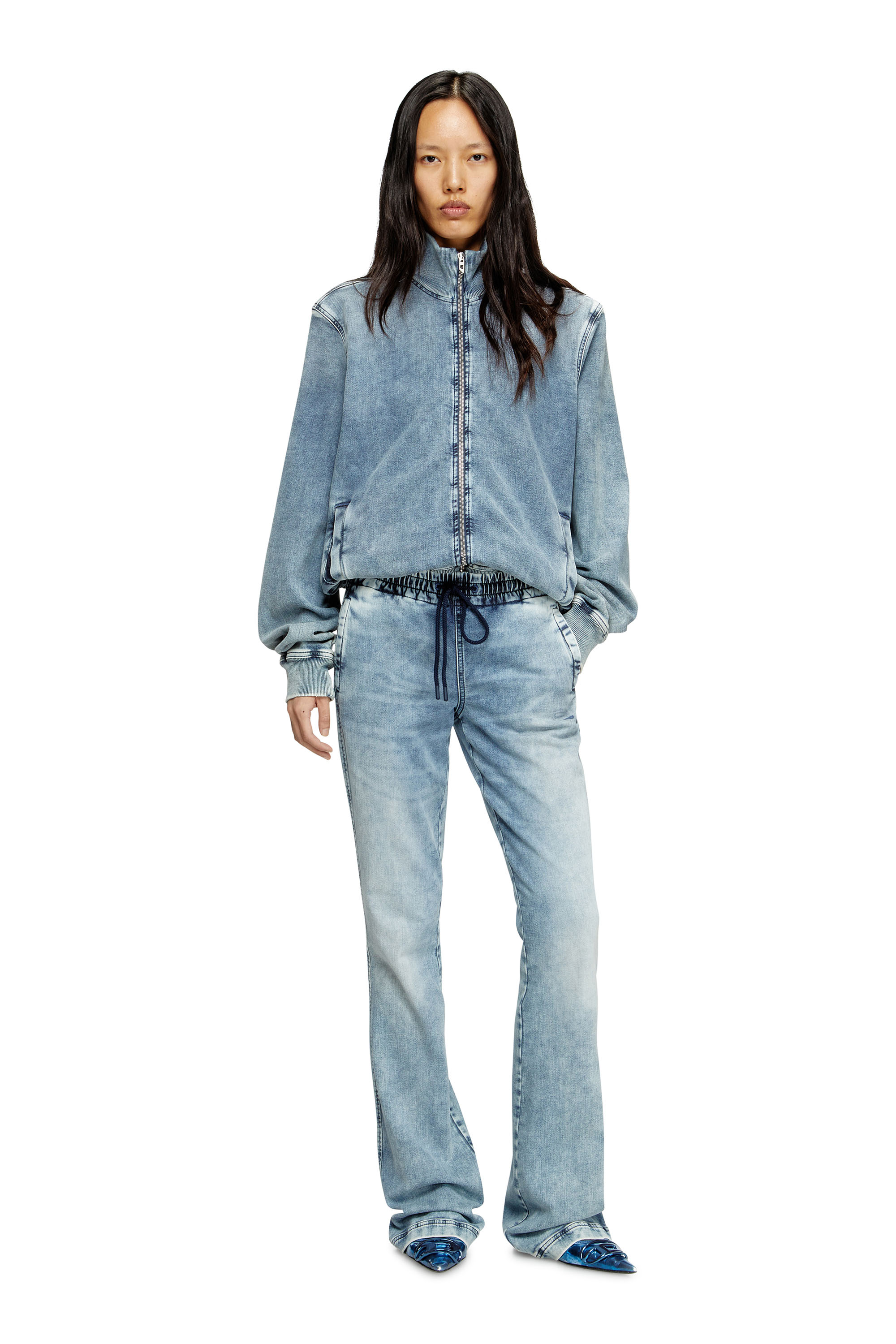 Diesel - Bootcut 2069 D-Ebbey Joggjeans® 09M32 Mujer, Azul Claro - 2