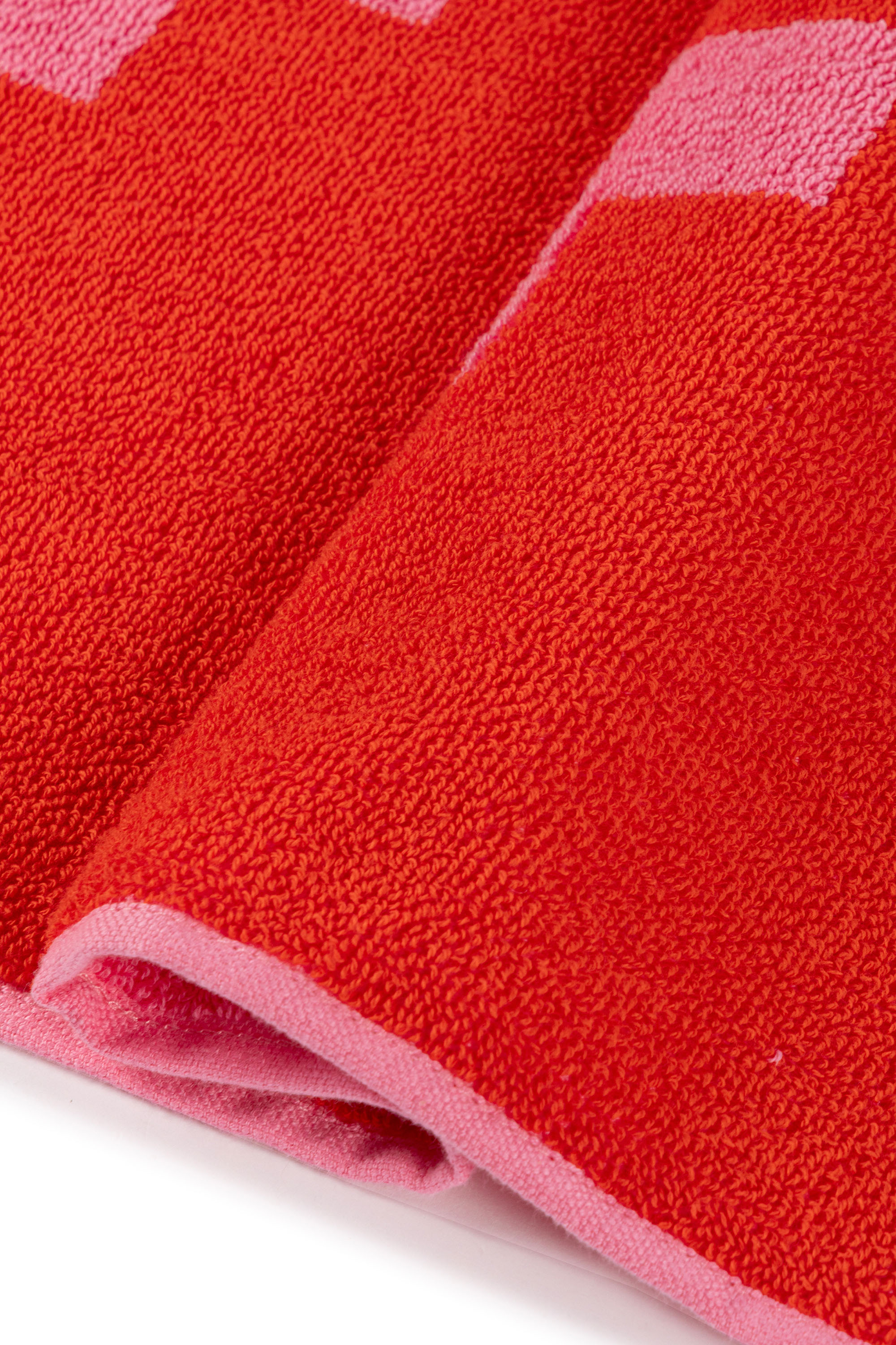 Diesel - 1018133  PIXEL TOYS 1 PINK/RED TOWEL, Unisex's Terry towel 100x180 cm in Red - 6