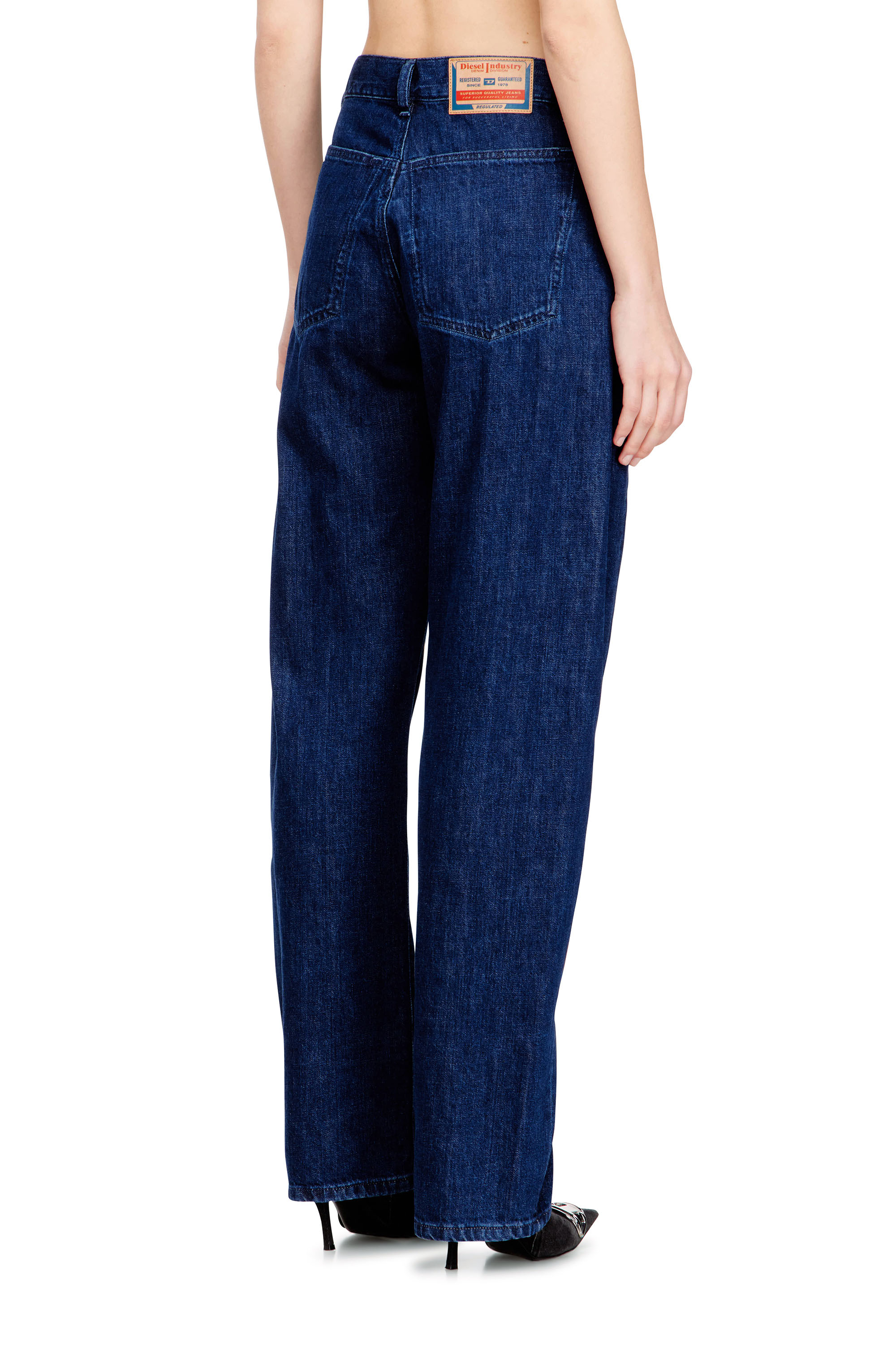 Diesel - Relaxed Jeans 1974 D-Ellz 0DBDX Mujer, Azul Oscuro - 3