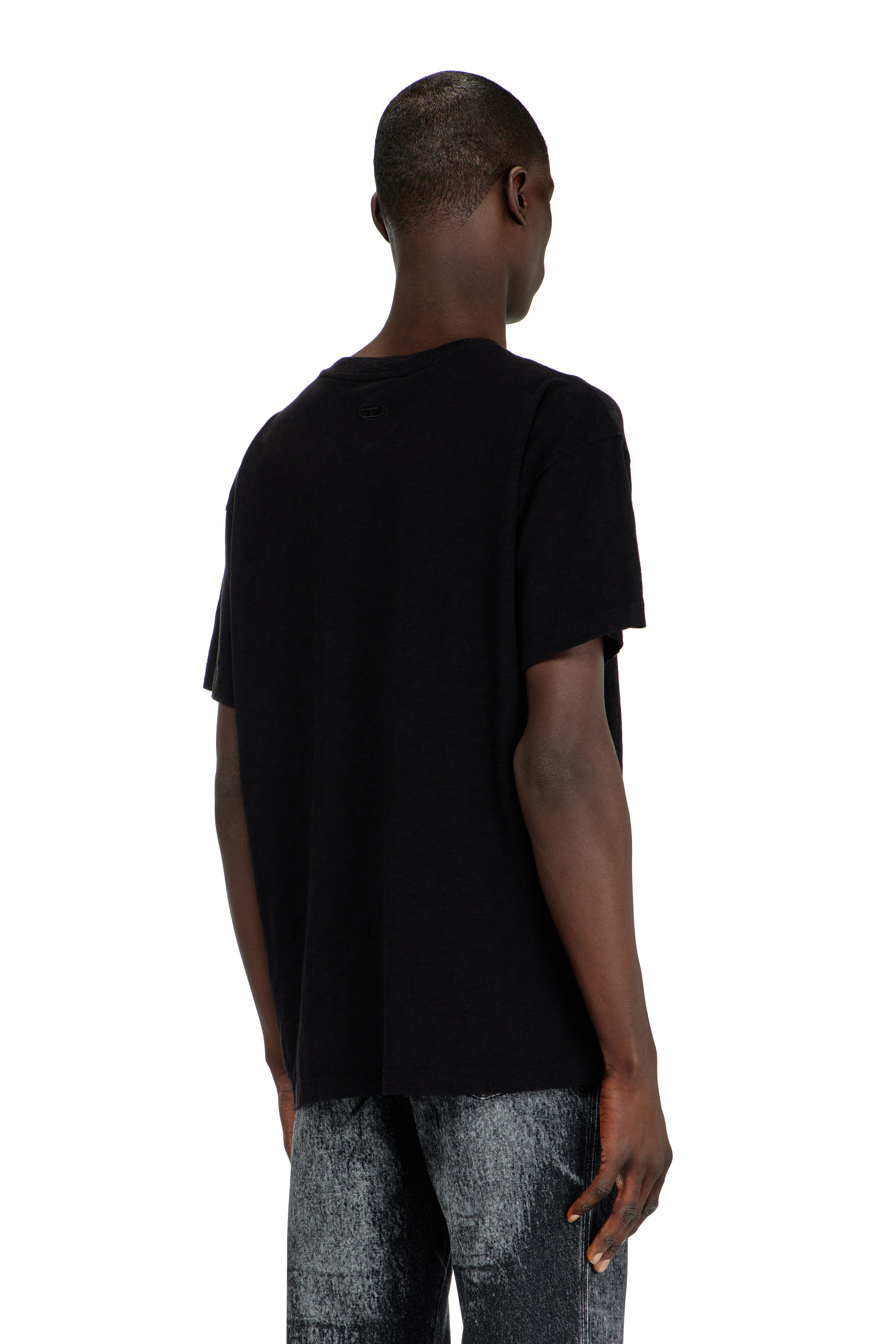 Diesel - T-NORM-AA2, Camiseta de algod&oacute;n con estampado foil en el pecho Hombre in ToBeDefined - 4