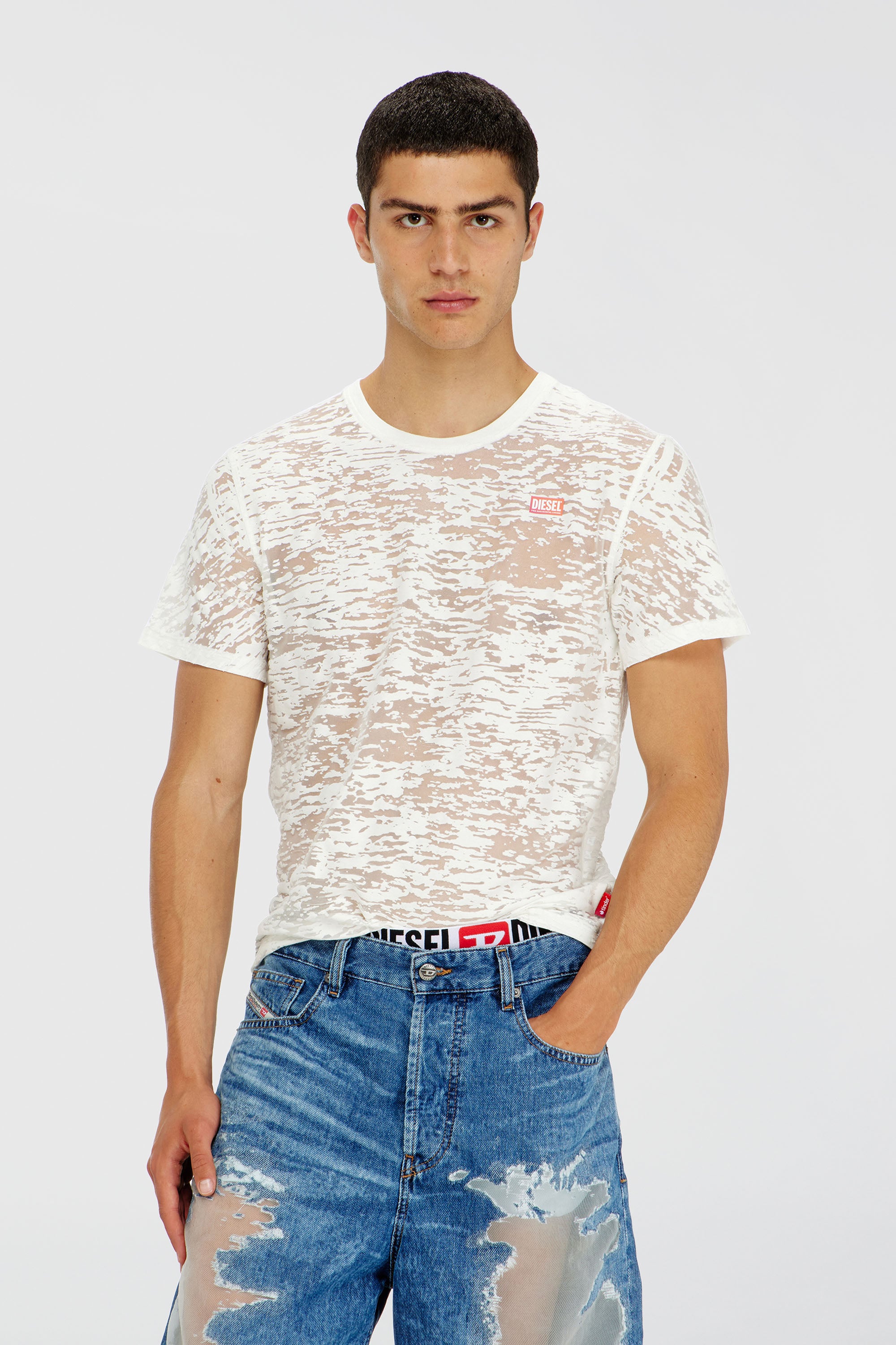 Diesel - PR-T-NOTS-MATI-R, Camiseta de jersey all-over devor&eacute; Unisex in Blanco - 1