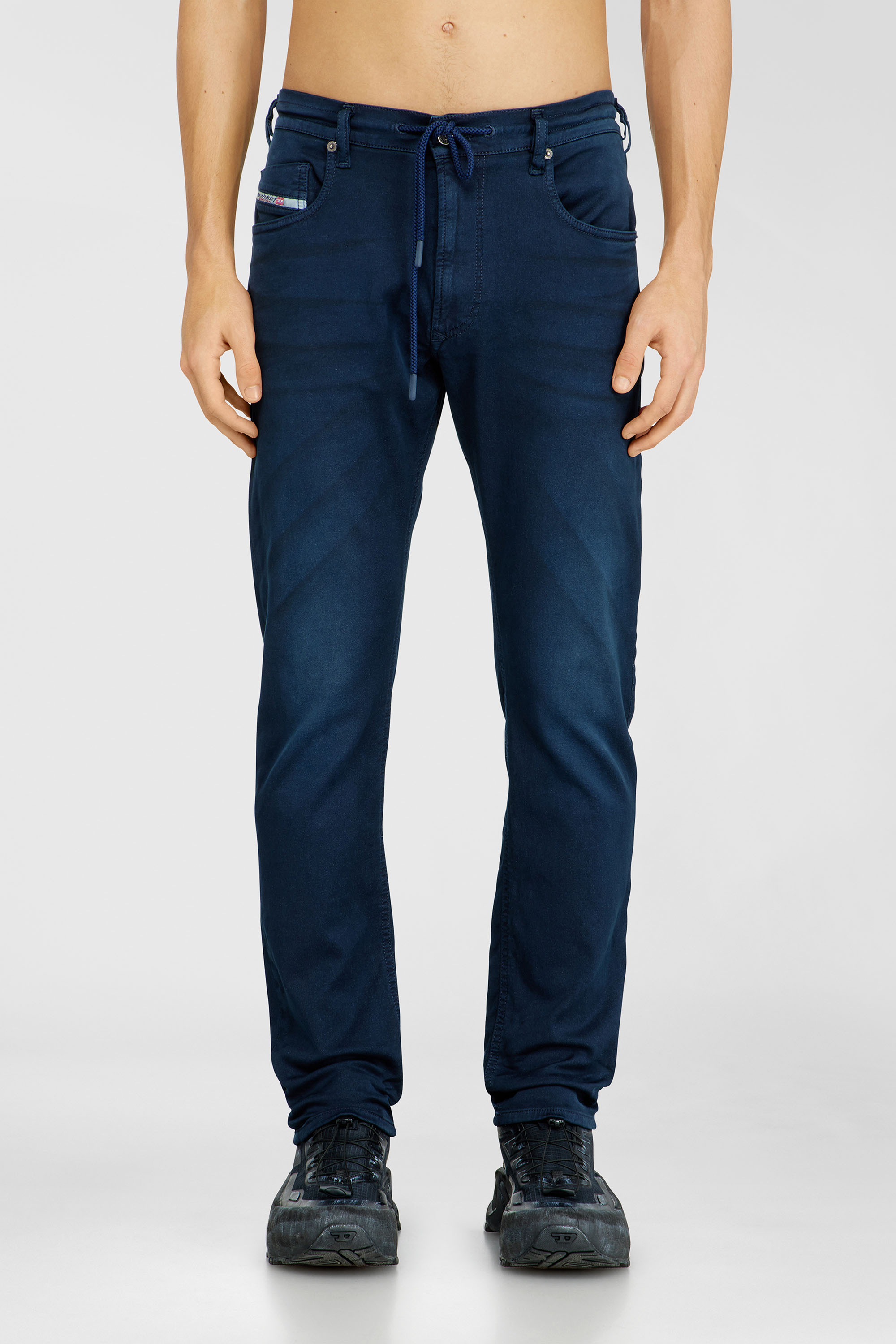 Diesel - Regular 2032 D-Krooley Joggjeans&reg; 0670M Hombre, Azul - 1