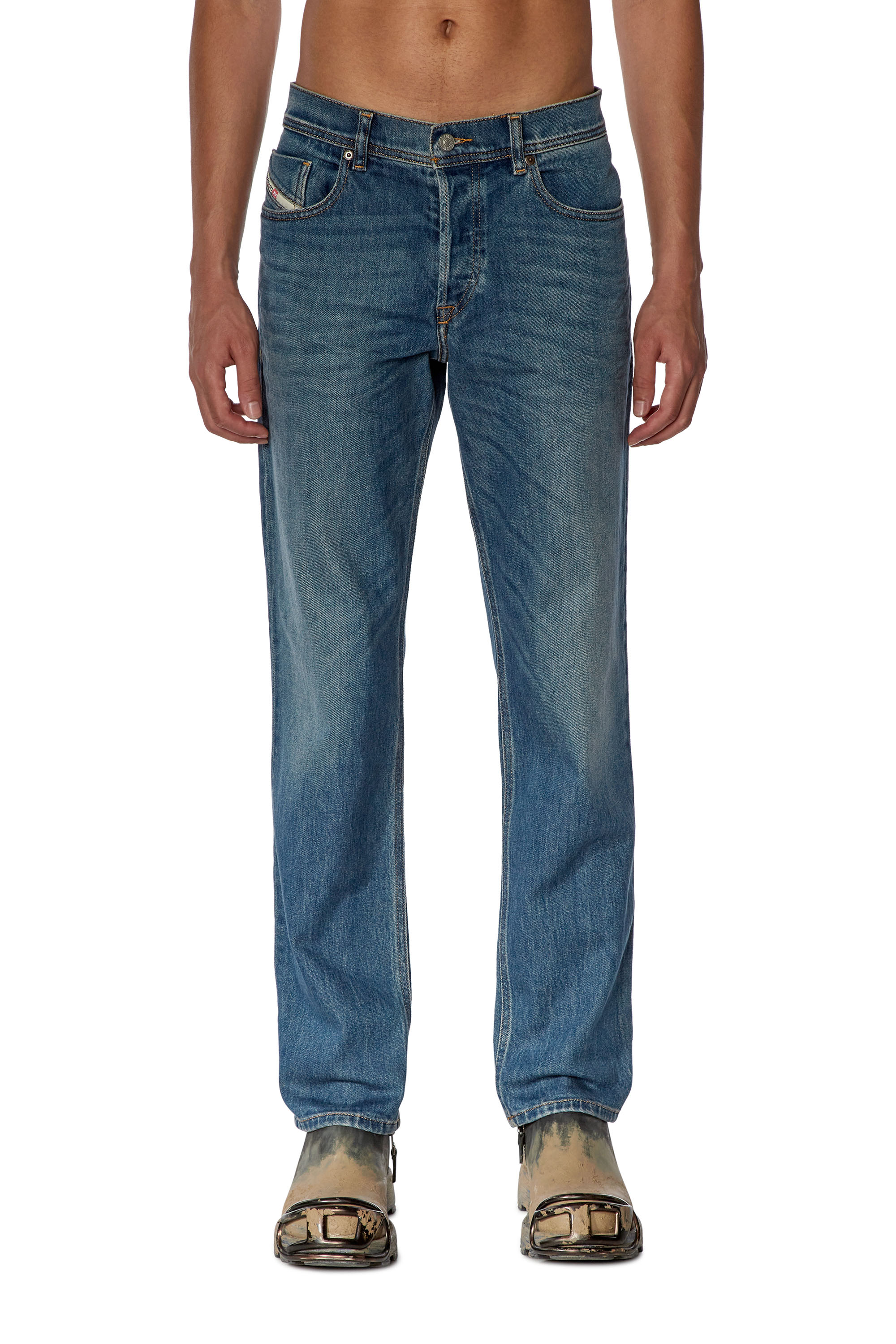 Diesel - Tapered Jeans 2023 D-Finitive 09F88, Azul medio - Image 1