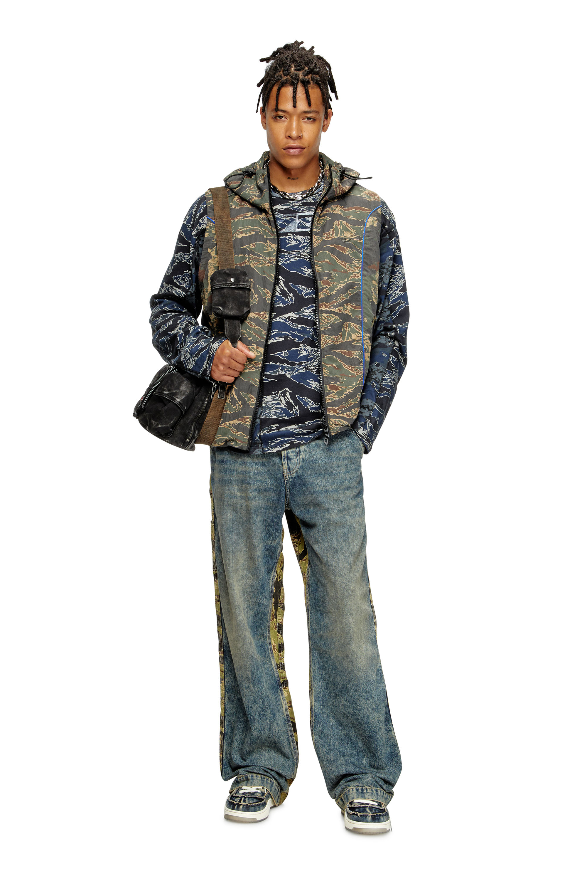 Diesel - J-OSTEND-SL-CAMU, Chaleco con capucha y mezcla de estampados de camuflaje Hombre in Multicolor - 2