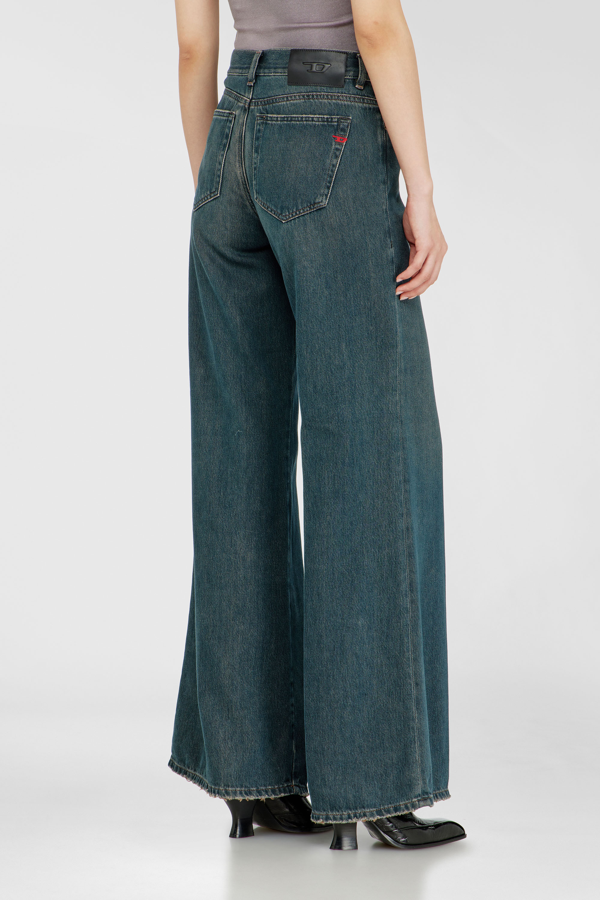 Diesel - Flare Jeans 1978 D-Akemi 09P83 Mujer, Azul Oscuro - 5