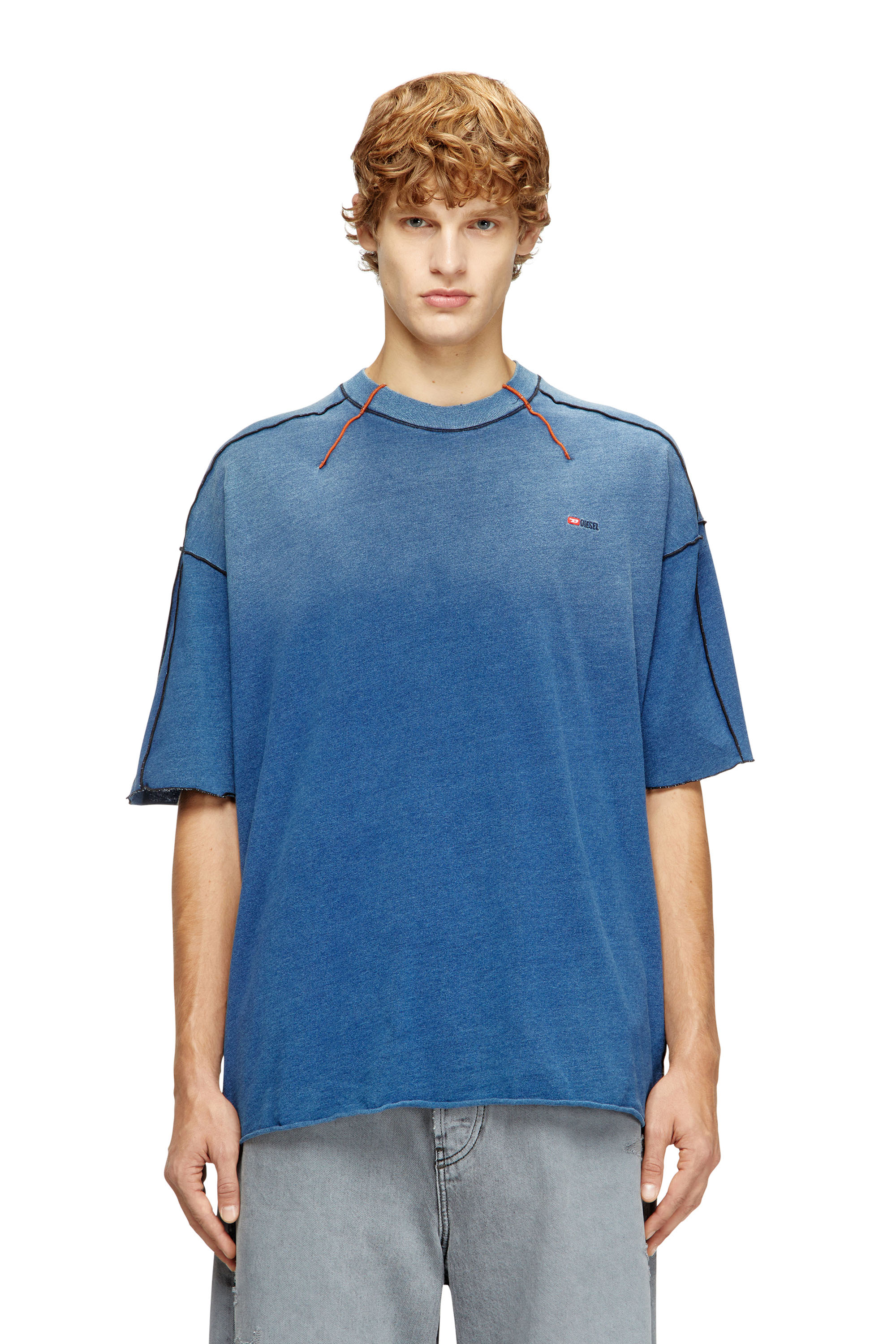 Diesel - T-CRAOXT, Camiseta de algodón con costuras overlock en contraste Hombre in Azul marino - 1