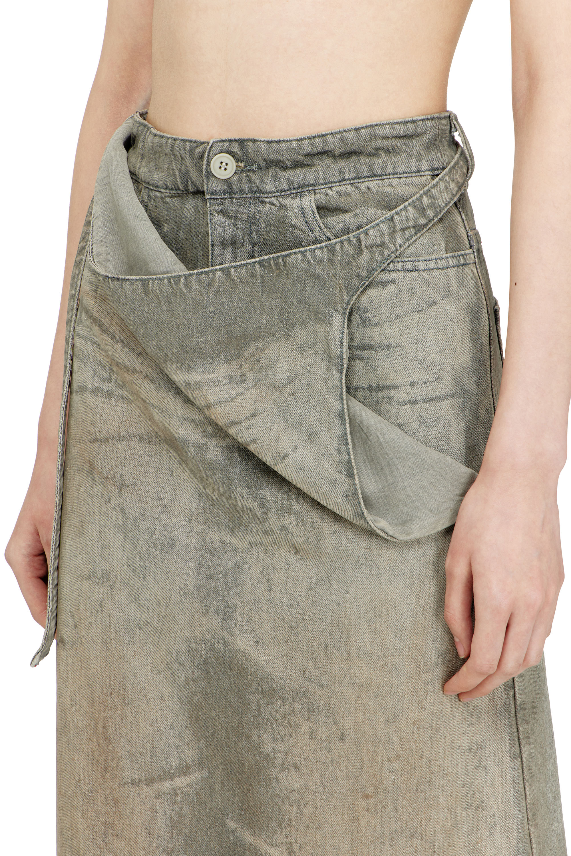 Diesel - DE-MORIKA-FSI, Falda midi de sat&eacute;n denim de algod&oacute;n y c&aacute;&ntilde;amo Mujer in Gris - 5