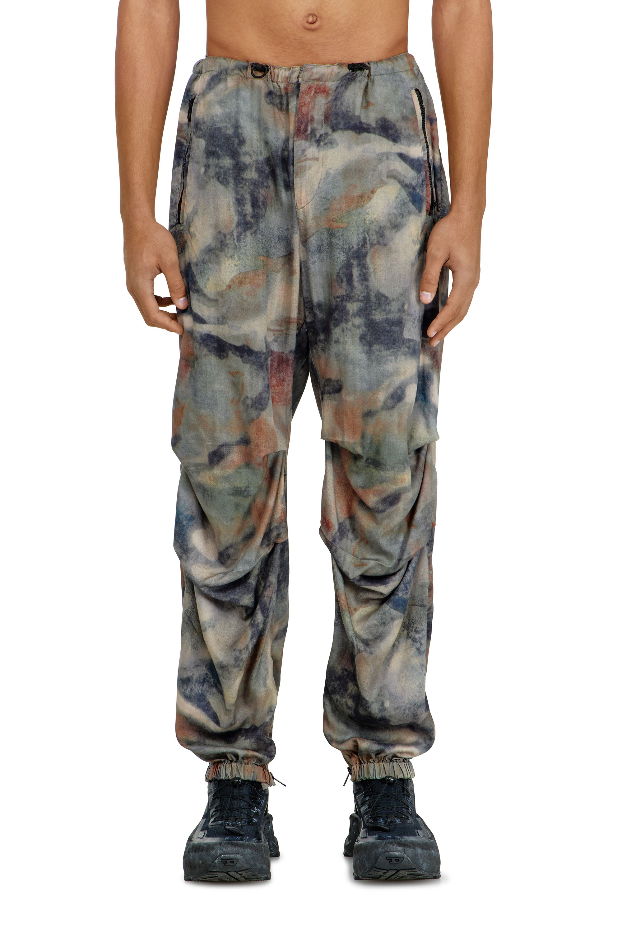 Diesel - P-STITCH-TKBZ, Pantalones cargo en tejido estampado Hombre in Multicolor - 1