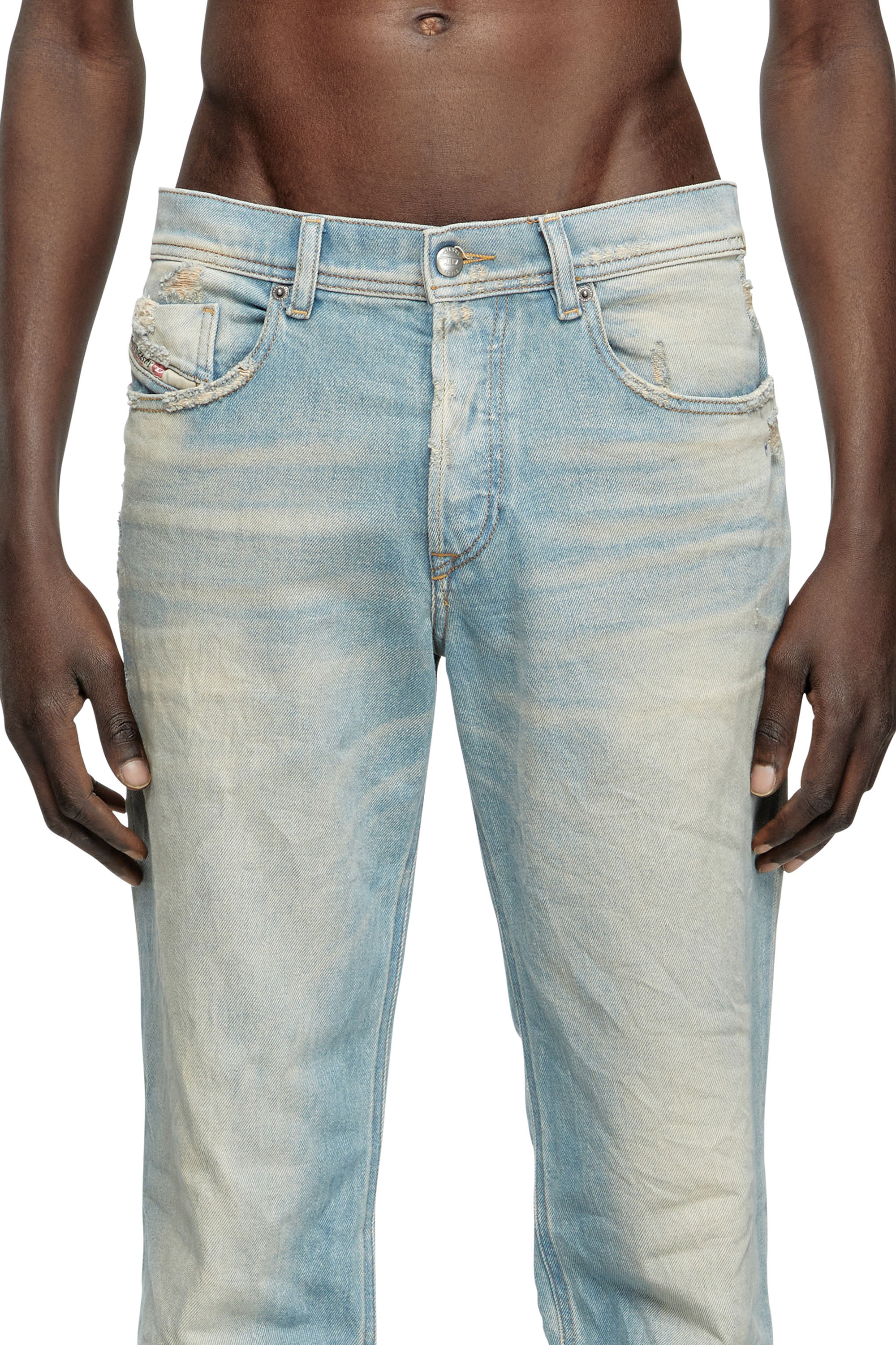 Diesel - Regular Jeans 2023 D-Finitive 09L23 Hombre, Azul Claro - 5