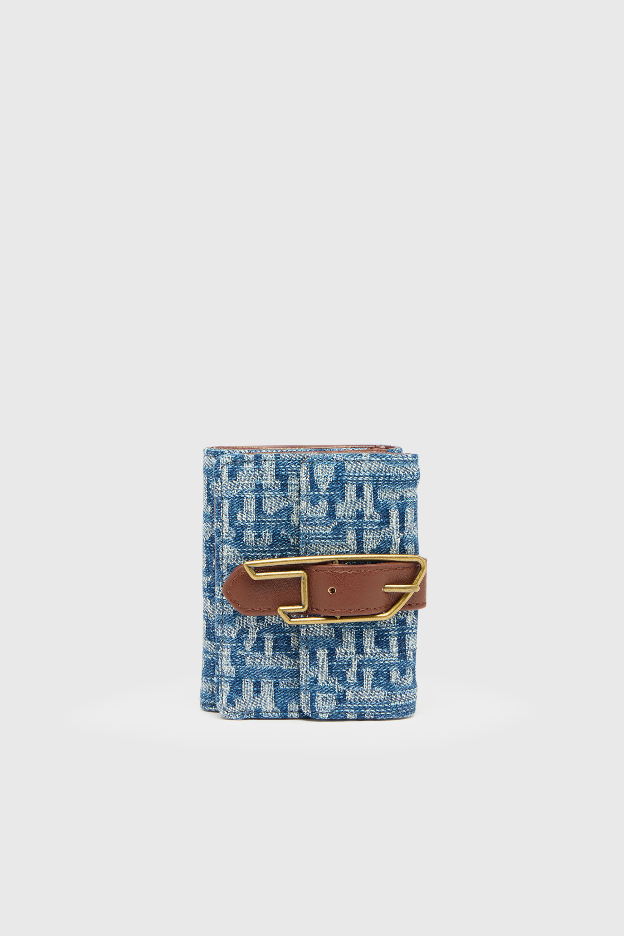 Diesel - D-LINE TRI FOLD COIN XS II, Tri-fold wallet en monogram denim con detalle de cintur&oacute;n Mujer in Azul marino - 1