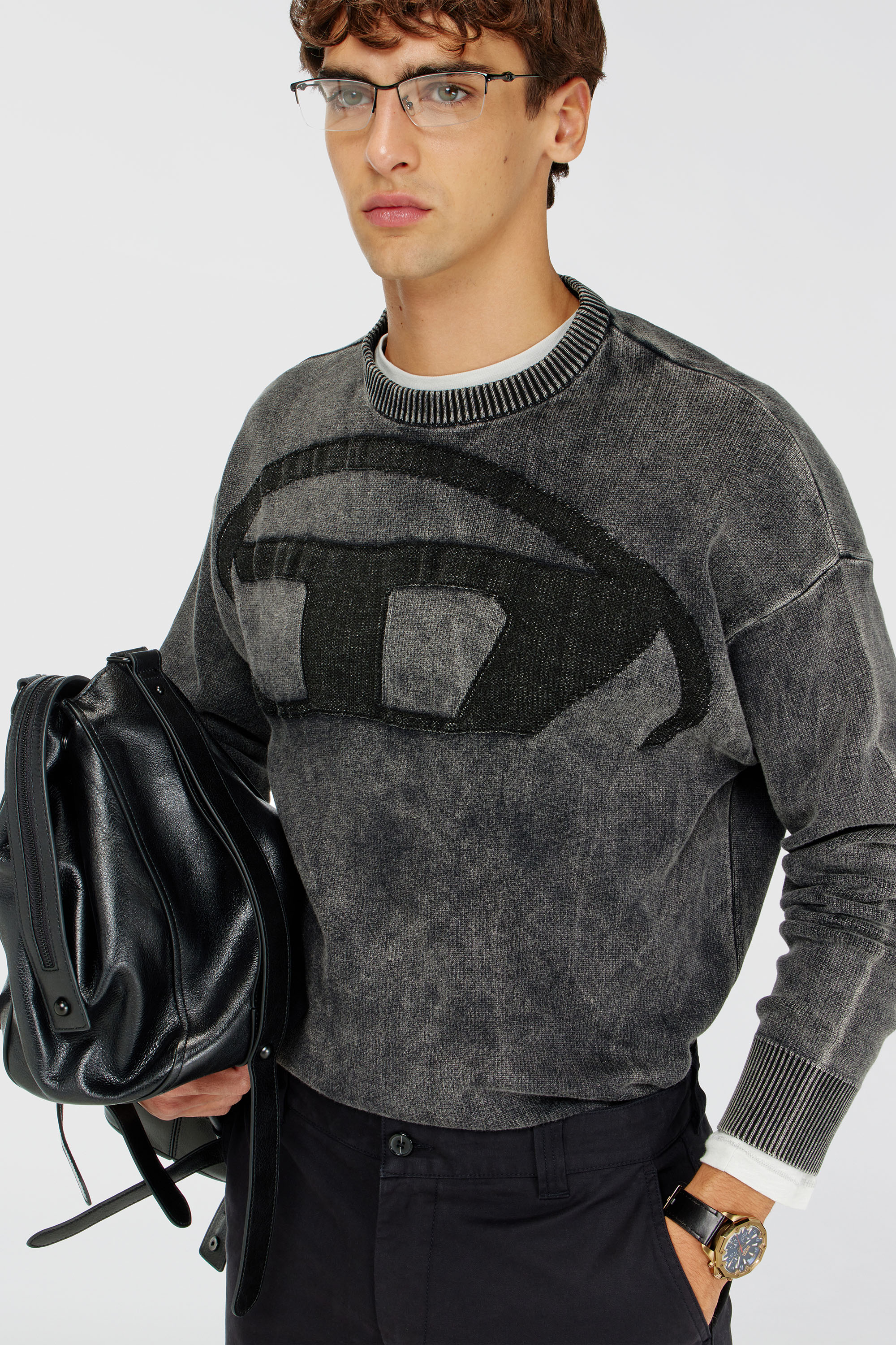 Diesel - K-UTTER, Jersey efecto denim con logo Oval D Hombre in Negro - 1