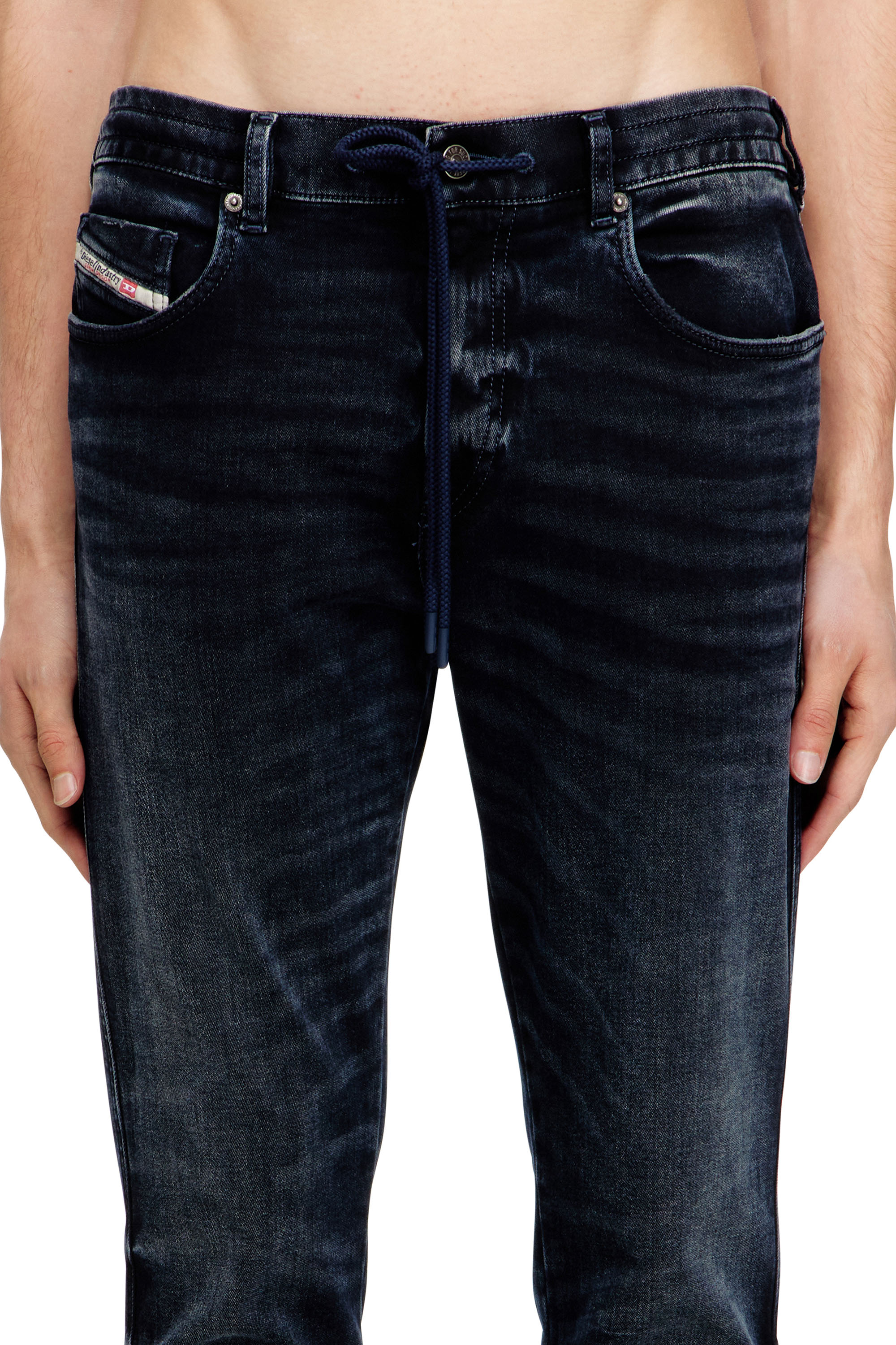 Diesel - Slim 2062 D-Strukt Joggjeans&reg; 09N80 Hombre, Azul Oscuro - 4