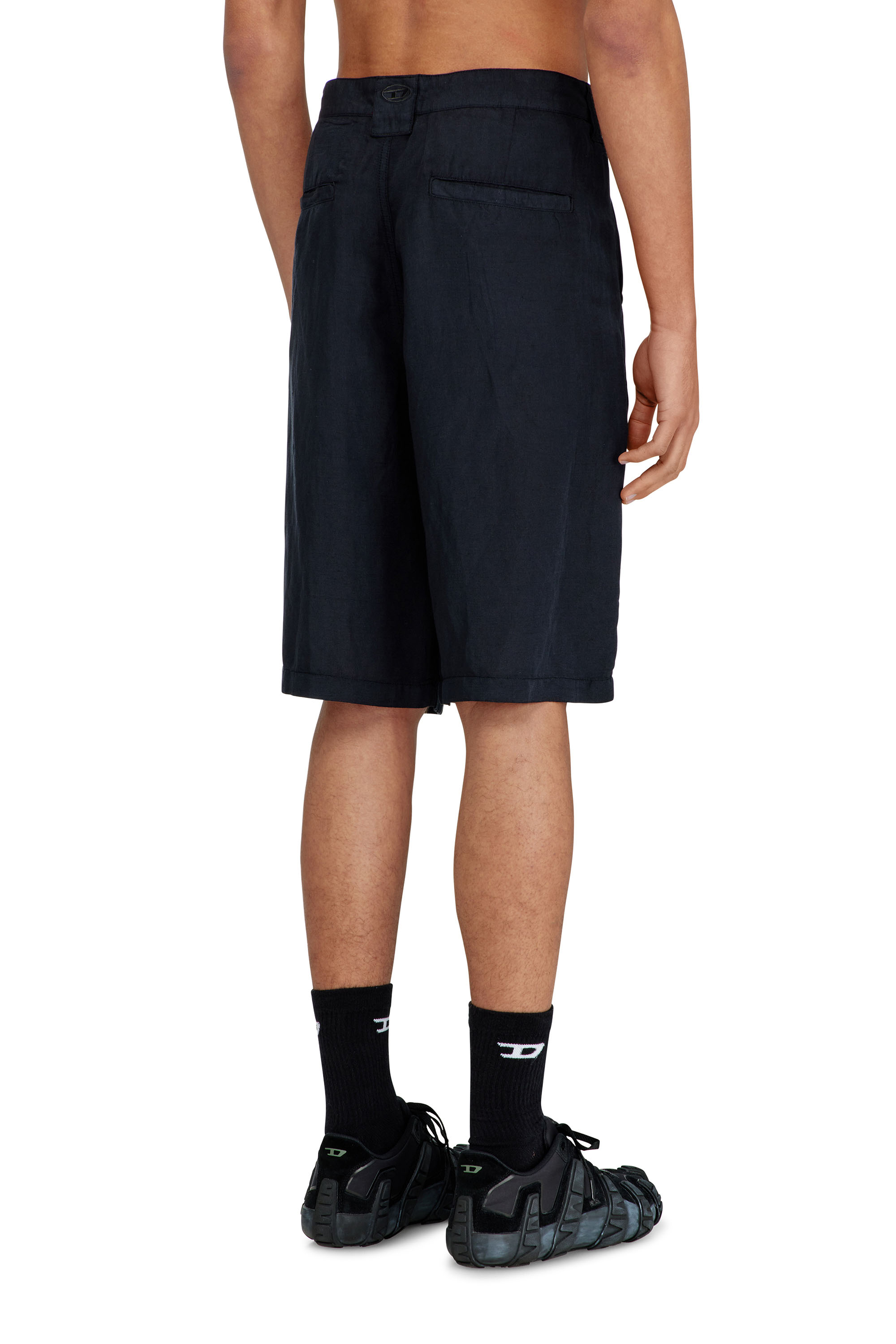 Diesel - P-HANT-CHINO-SHORT-PGBS, Bermudas de lino mezcla te&ntilde;idas en prenda Hombre in Negro - 3