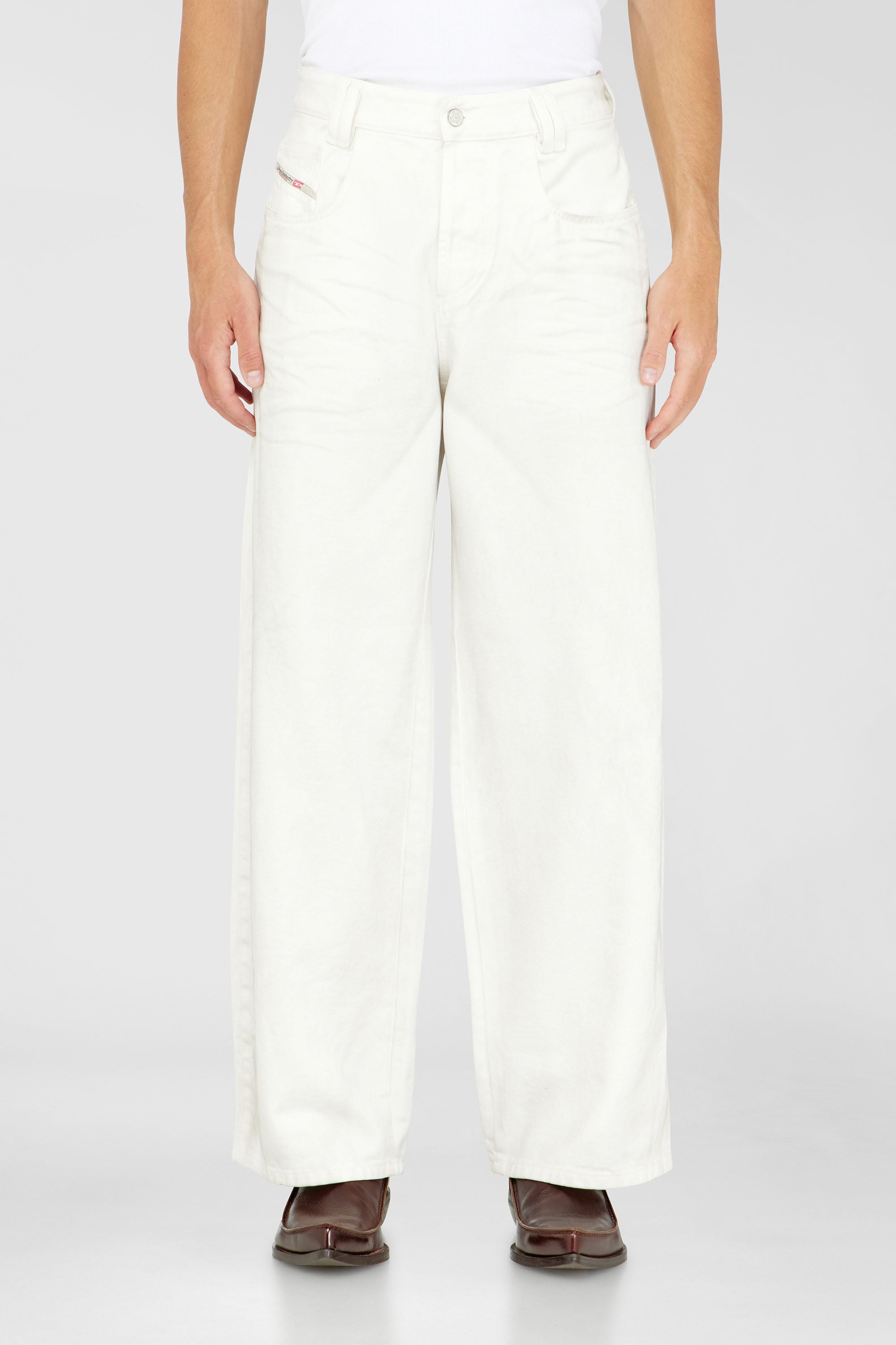 Diesel - Relaxed Jeans 1982 D-Hakou 007GG Unisex, Blanco - 1
