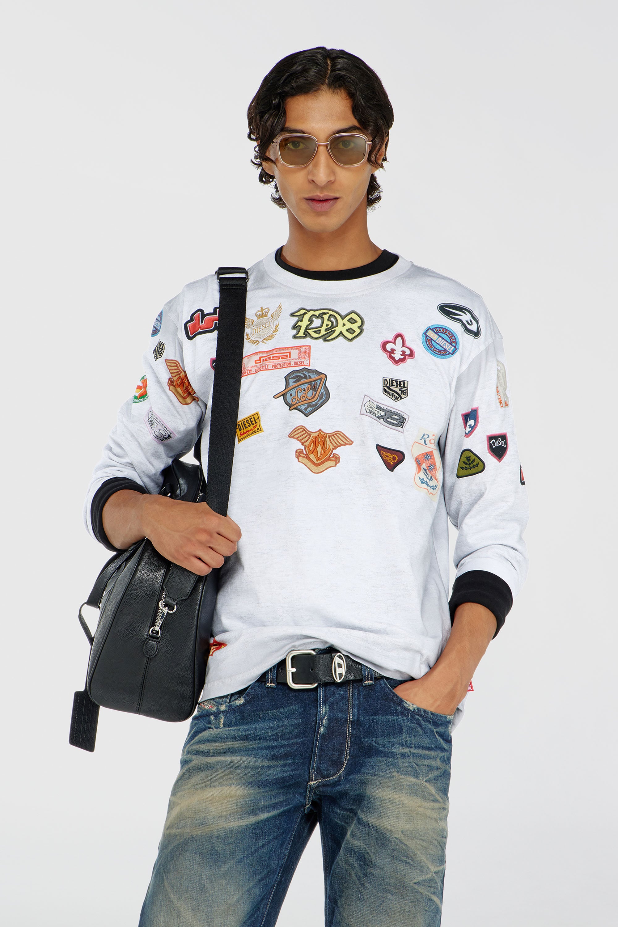 Diesel - T-NORME-LS-PATCHES, Camiseta de manga larga con estampado de patches all-over Hombre in Blanco - 1