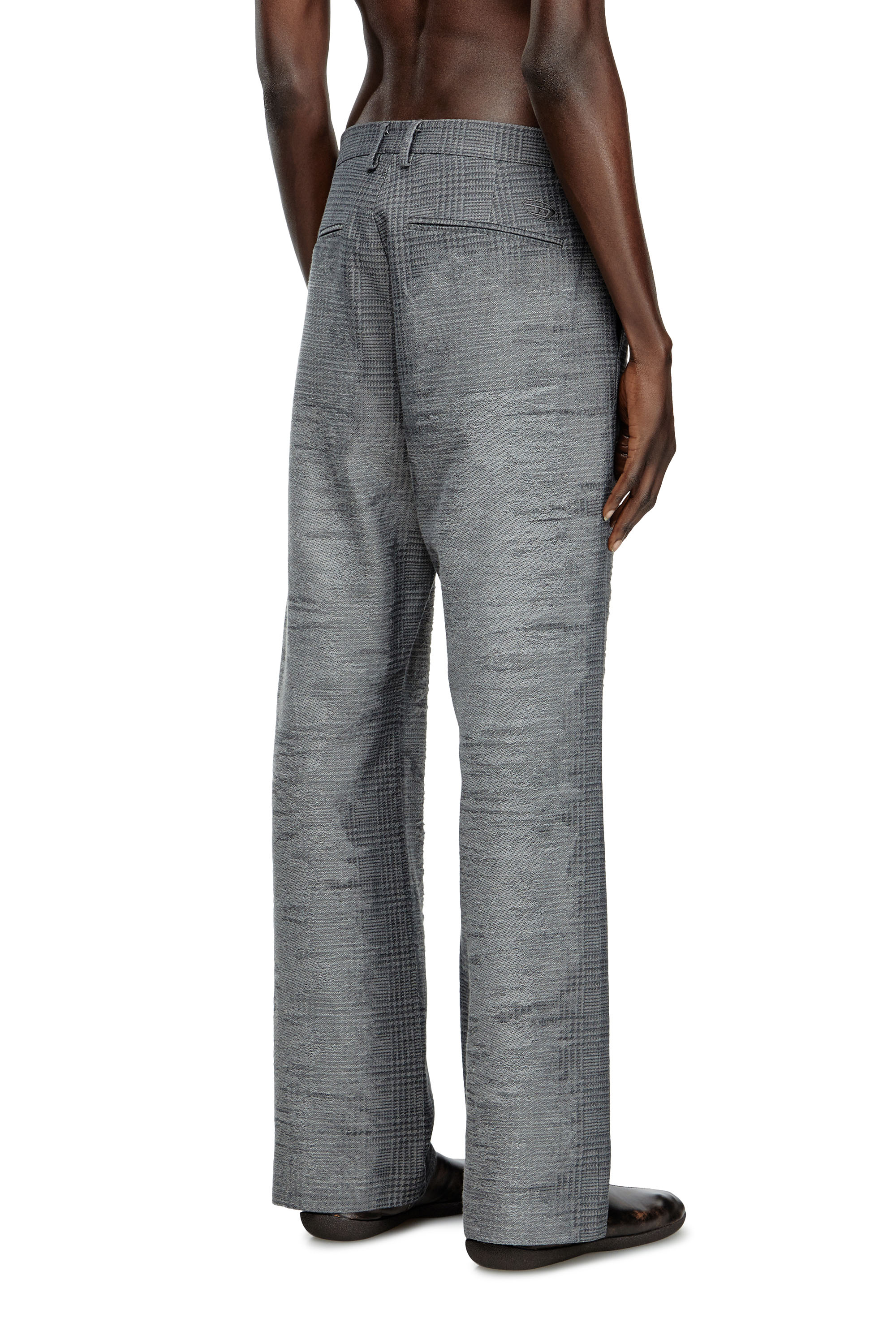 Diesel - P-BOIX, Pantalones a cuadros con parte delantera rasgada Hombre in Gris - 4