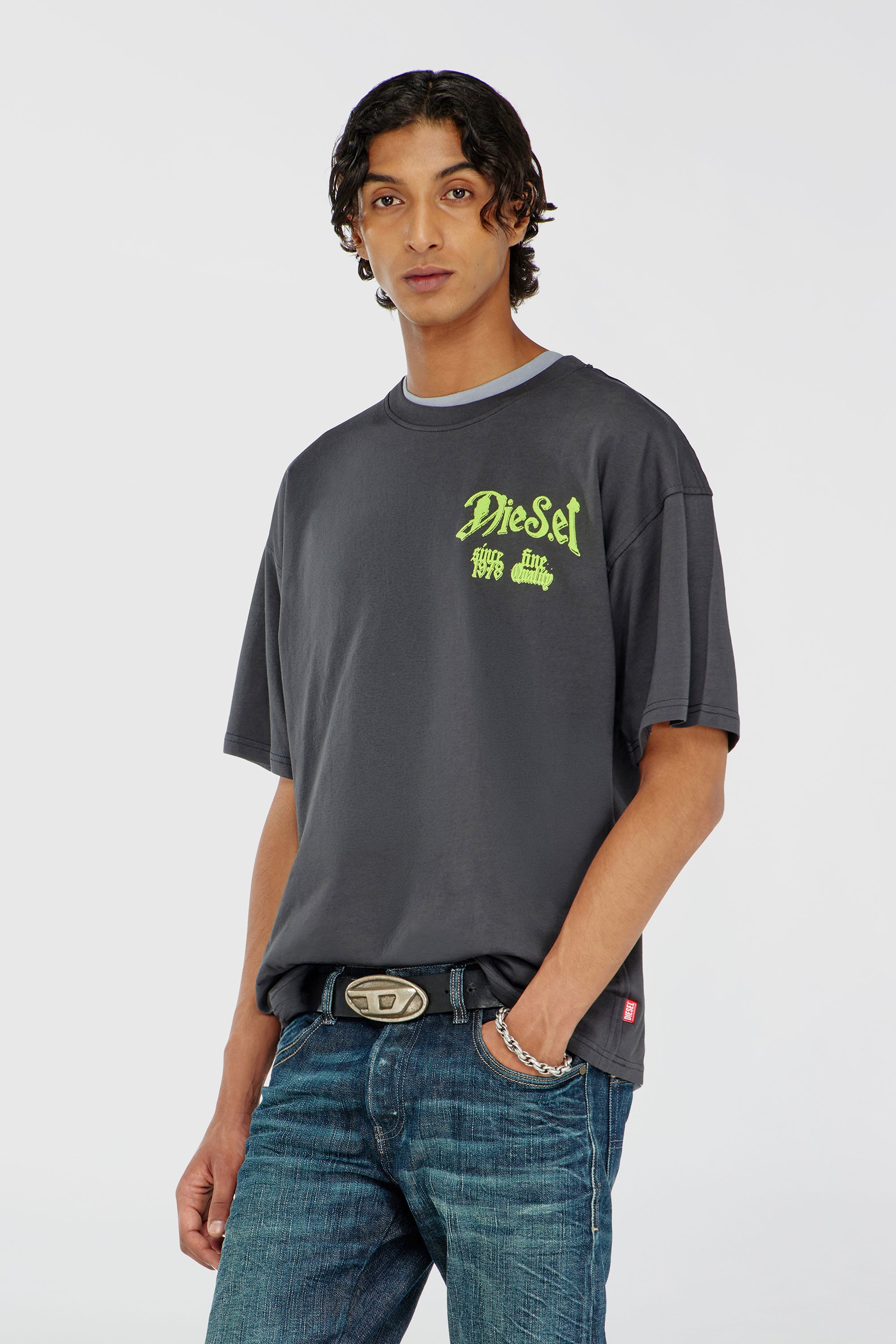 Diesel - T-BOXT-AA2, Camiseta de algod&oacute;n con gr&aacute;fico flocado Hombre in Gris - 1