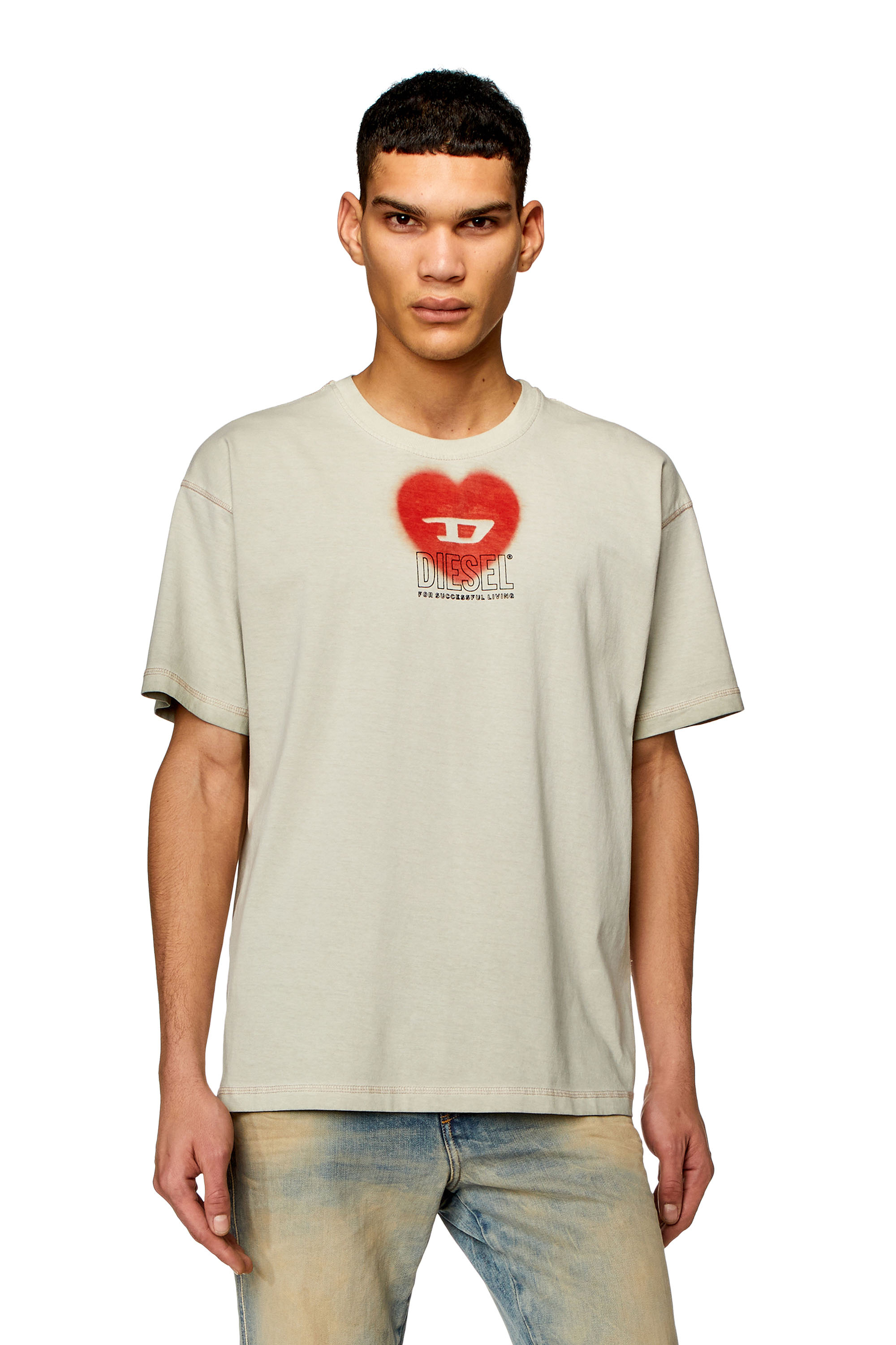 Diesel - T-BUXT-N4, Hombre Camiseta con estampado de corazón in Beige - Image 1