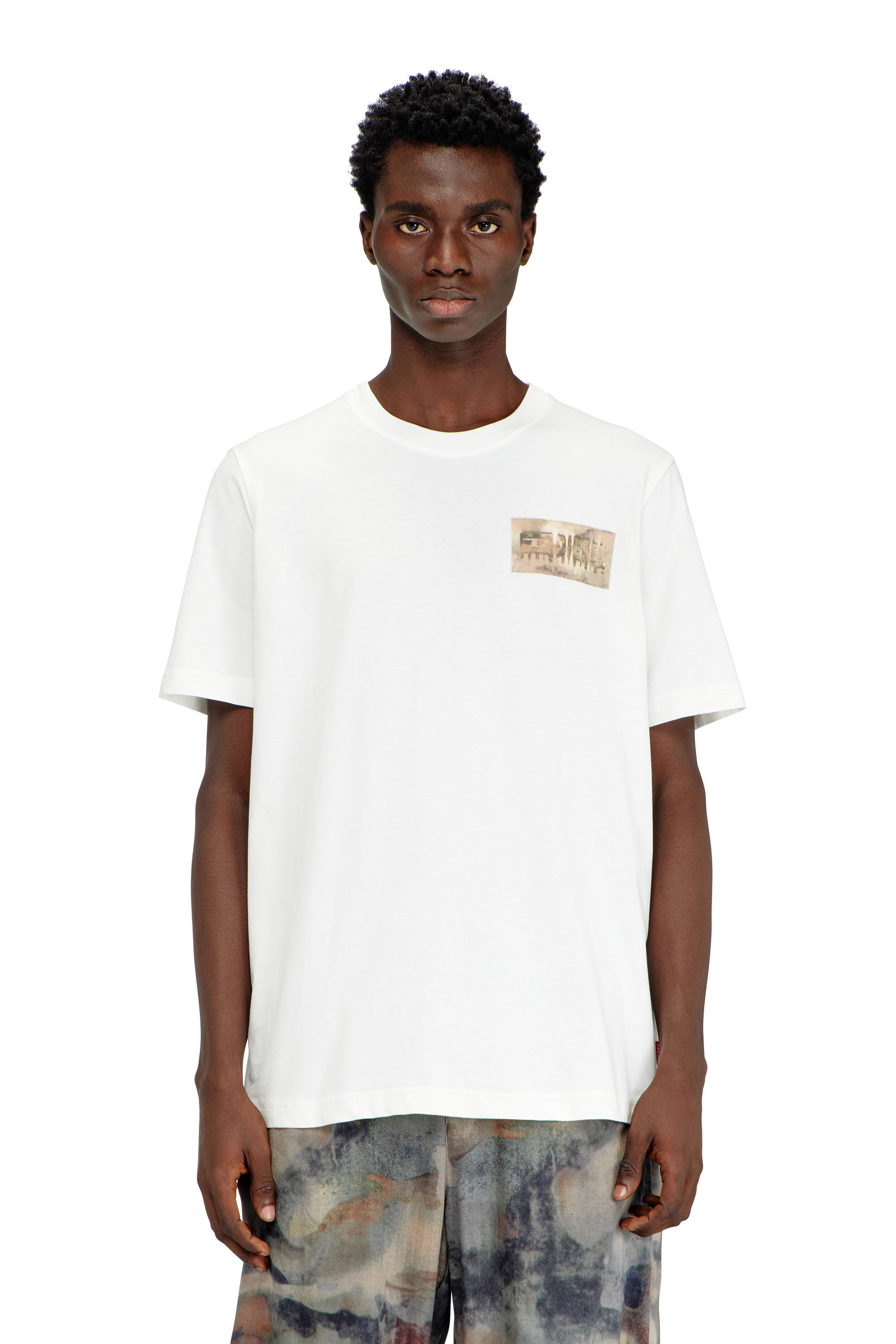 Diesel - T-ADJUST-V4, Camiseta con parche de camuflaje Hombre in Blanco - 1