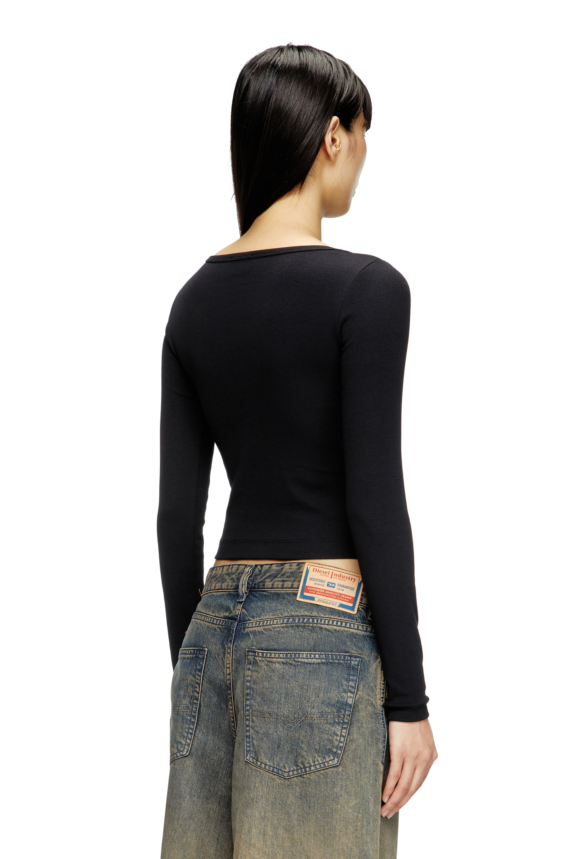 Diesel - T-BALLET-D, Camiseta de manga larga con parche D bordado Mujer in Negro - 4