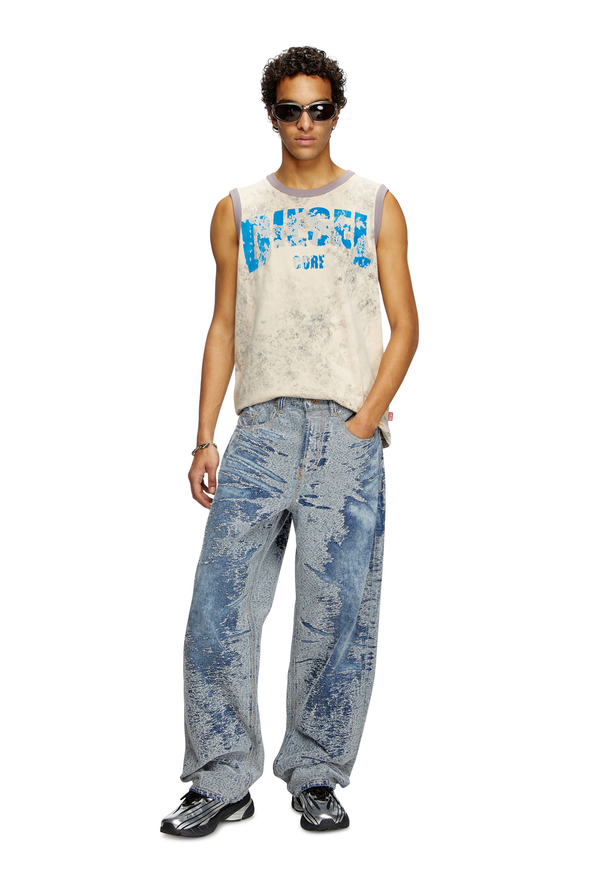 Diesel - T-BISCO-R1, Camiseta con tirantes tratada con logotipo Diesel Core Hombre in Gris - 1