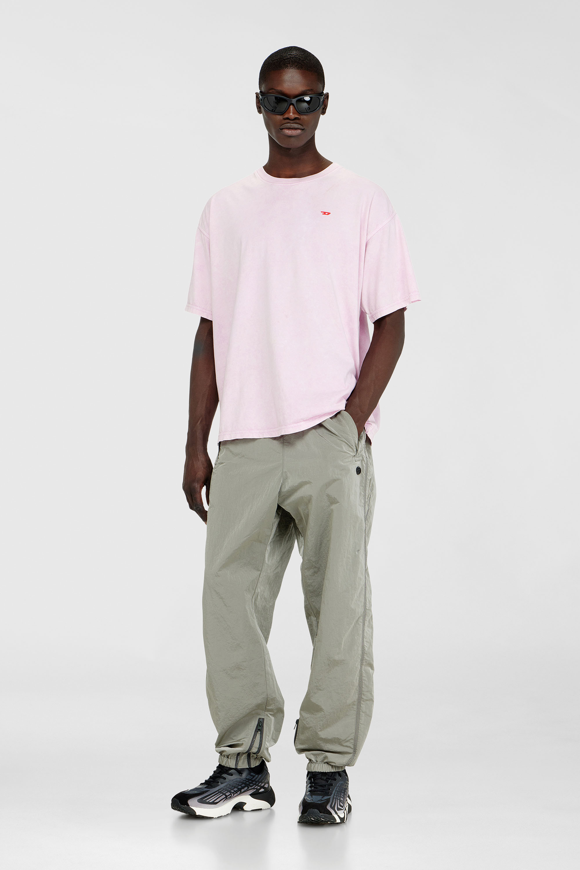 Diesel - T-BOXT-AA14, Camiseta de algod&oacute;n con efecto tratado Hombre in Rosa - 2