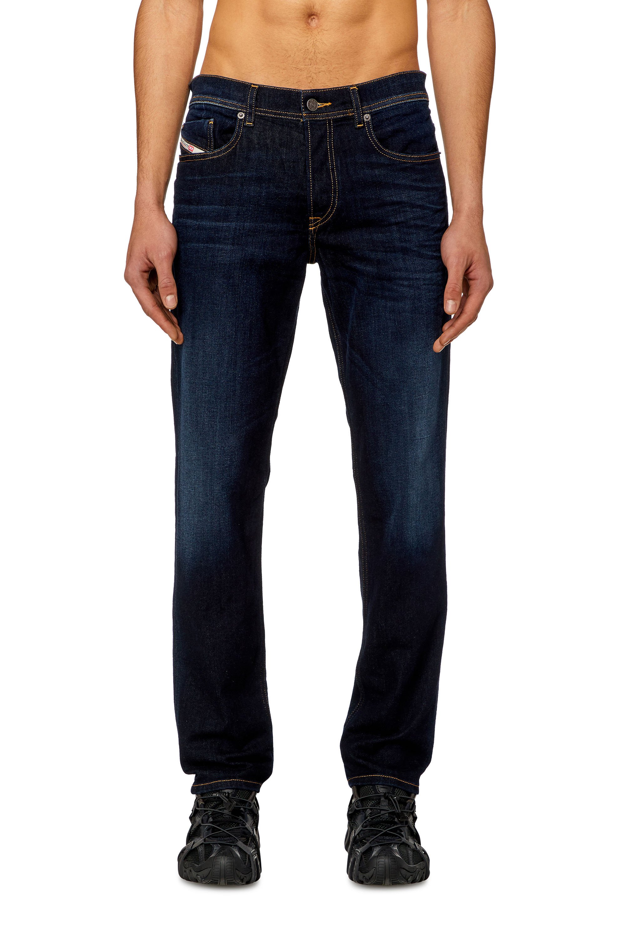 Diesel - Tapered Jeans 2023 D-Finitive 009ZS, Azul Oscuro - Image 1