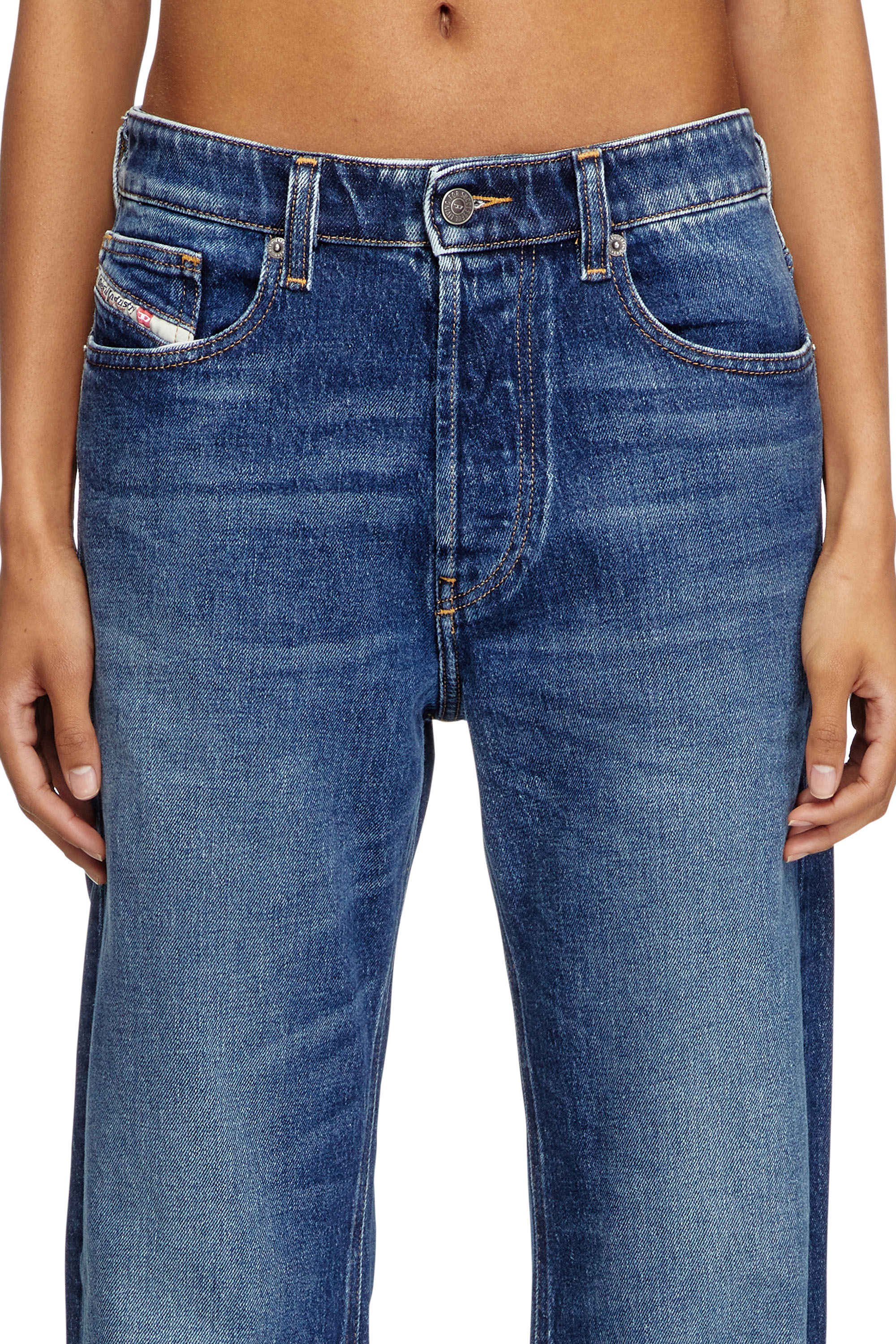 Diesel - Regular Jeans 1988 D-Ark 09L21 Mujer, Azul Oscuro - 5