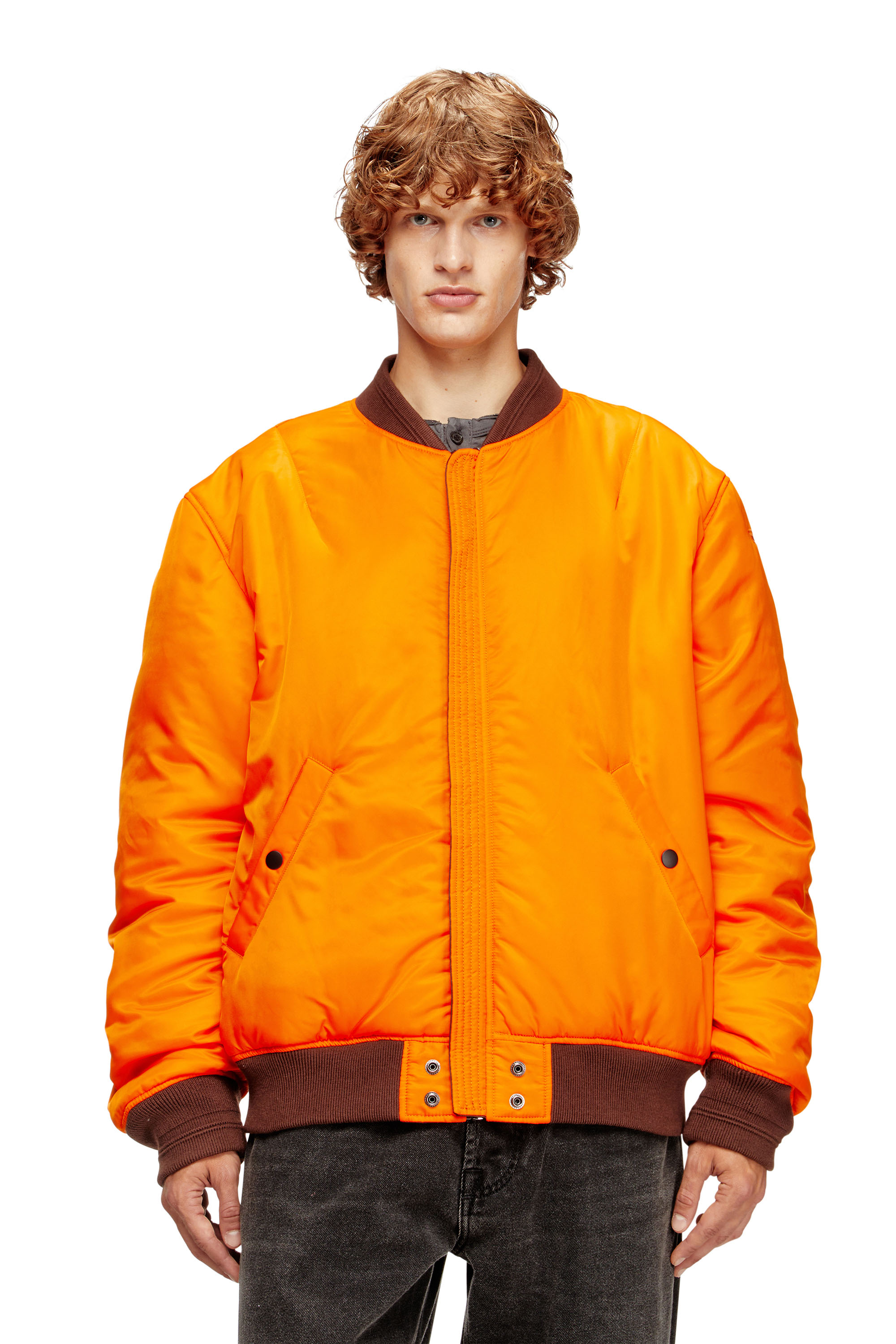 Diesel - J-HELD, Chaqueta bomber de nailon acolchado con Oval D Hombre in Marrón - 6