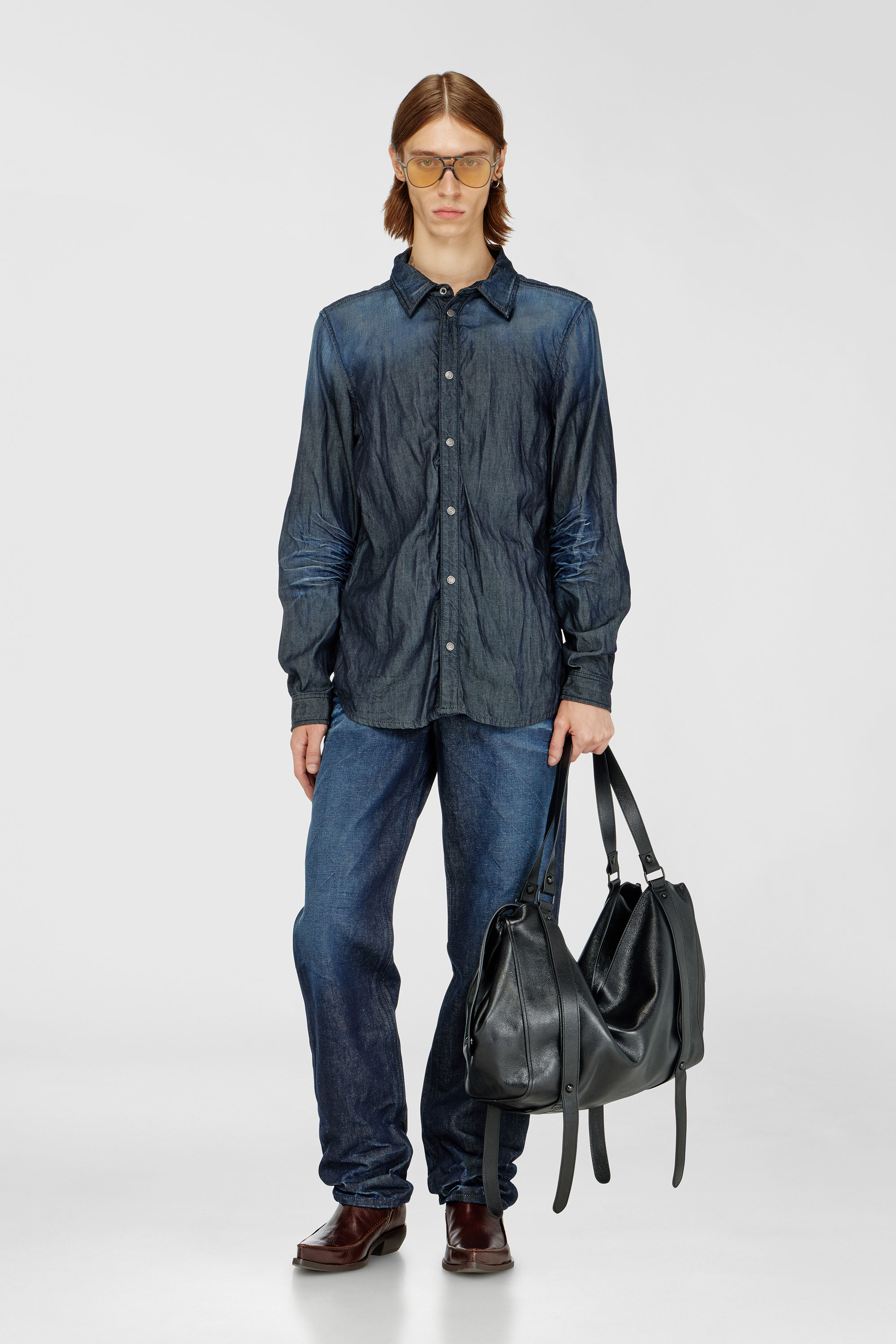 Diesel - D-SYNAR-FSJ1, Camisa de denim arrugado Hombre in Azul marino - 1