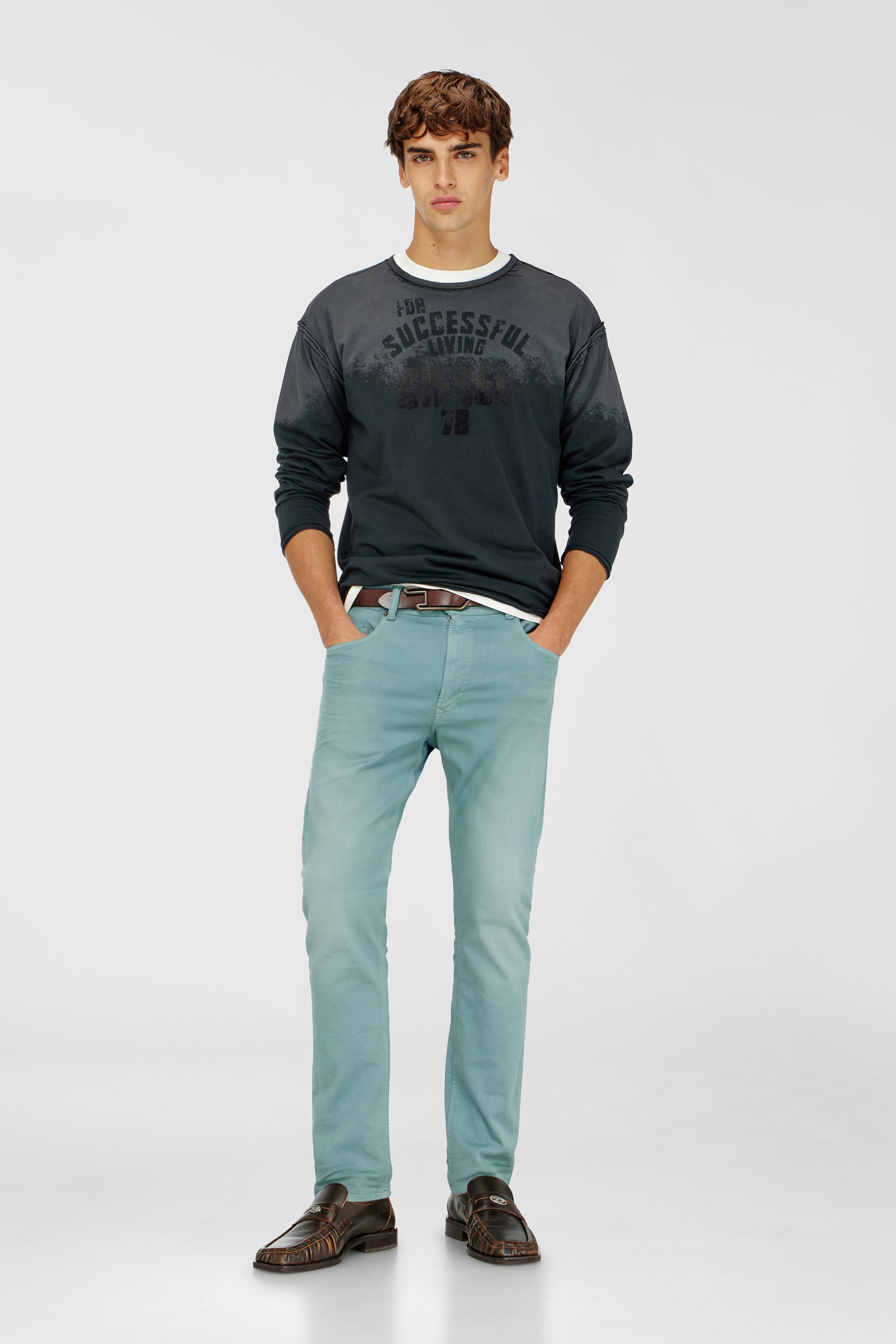 Diesel - Regular 2032 D-Krooley-BW Joggjeans&reg; 0670M Hombre, Celeste - 1