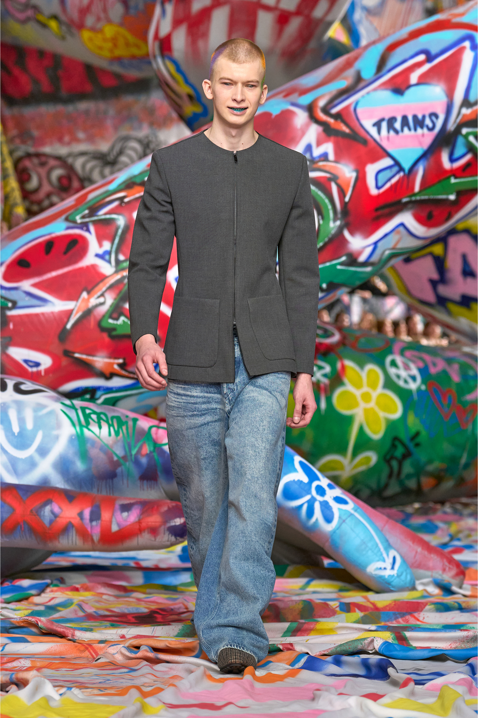 Diesel - J-CESAR-NEO, Chaqueta sin cuello en tejido de neopreno adherido Hombre in Gris - 3