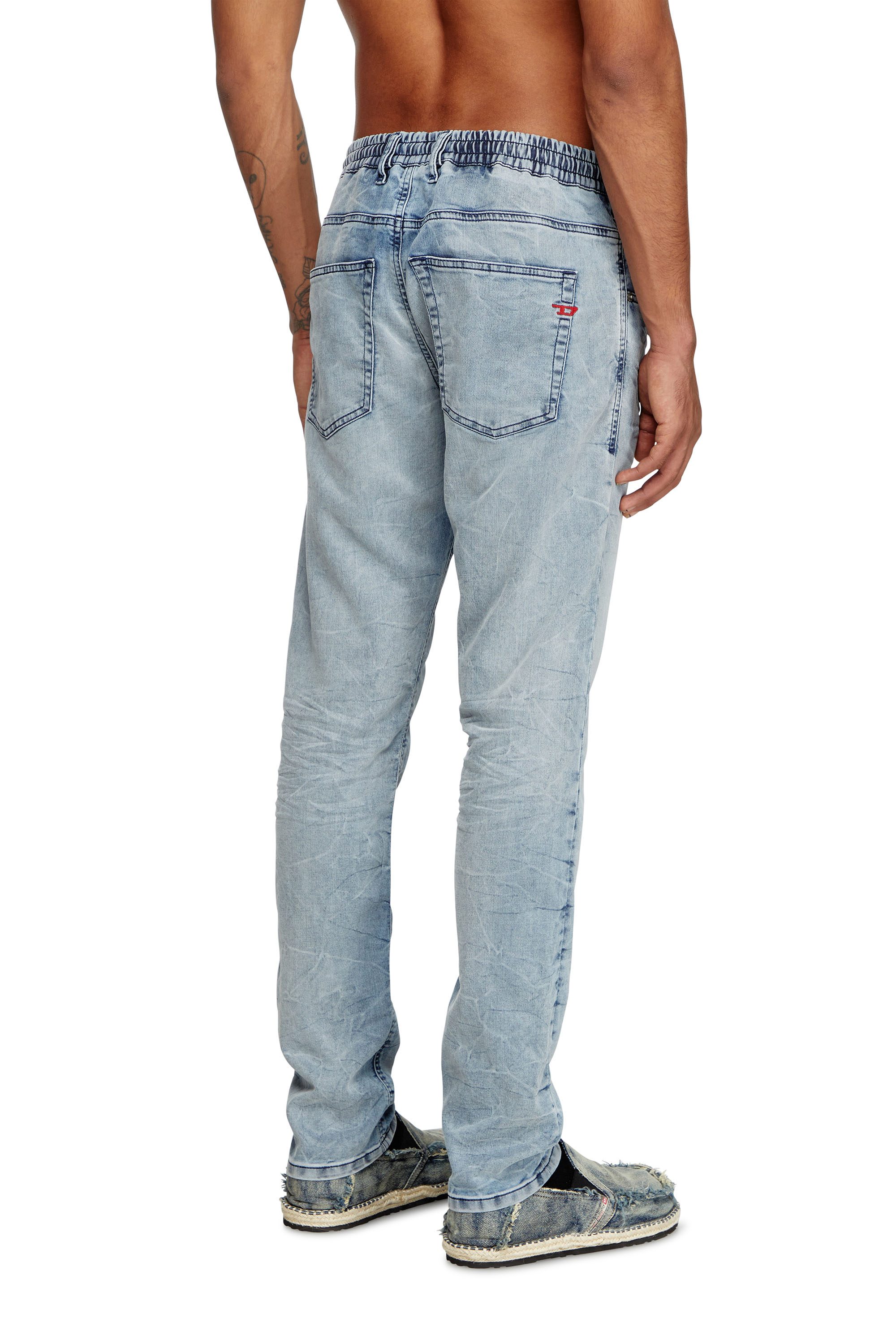 Diesel - Regular 2030 D-Krooley Joggjeans® 068PK Hombre, Azul Claro - 4