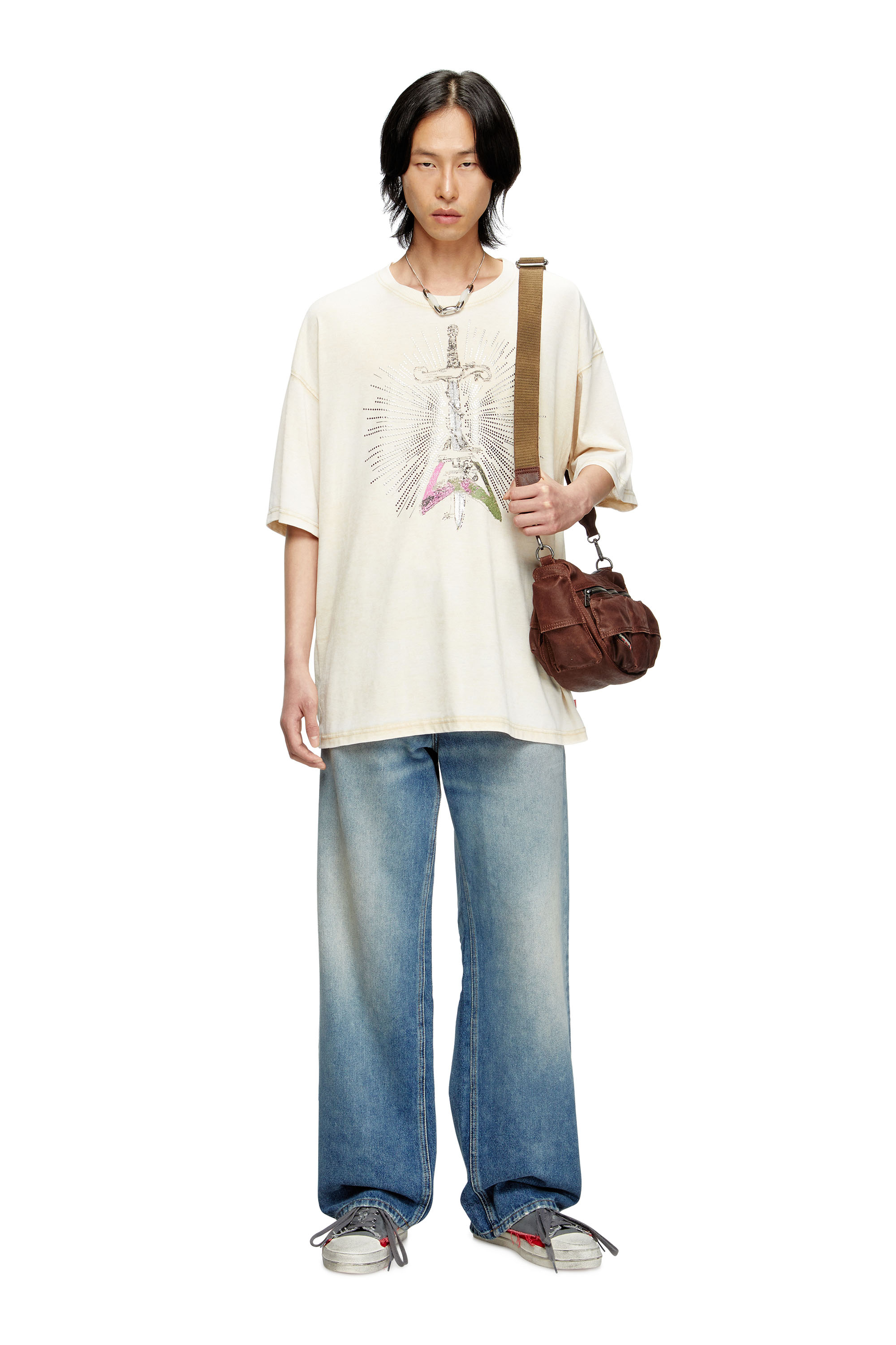 Diesel - T-BOXT-T18, Camiseta con estampado de espada Hombre in Beige - 1