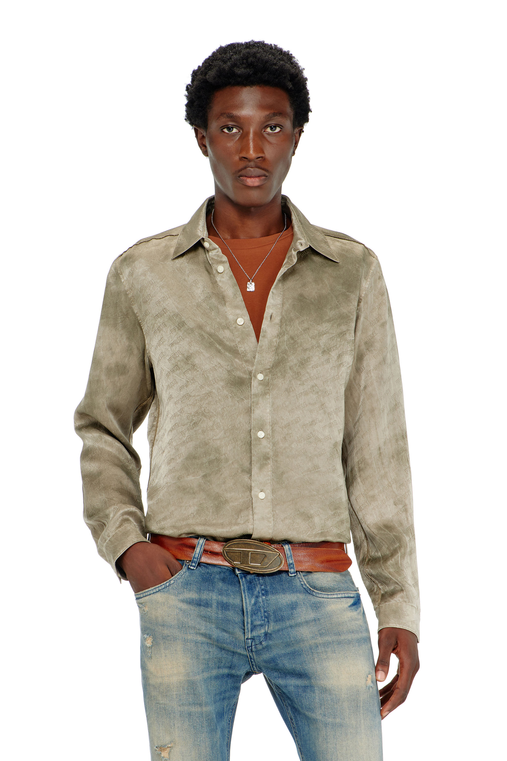 Diesel - S-KISSY-HNBW, Shirt en sat&eacute;n arrugado jacquard con logo Hombre in Marr&oacute;n - 1