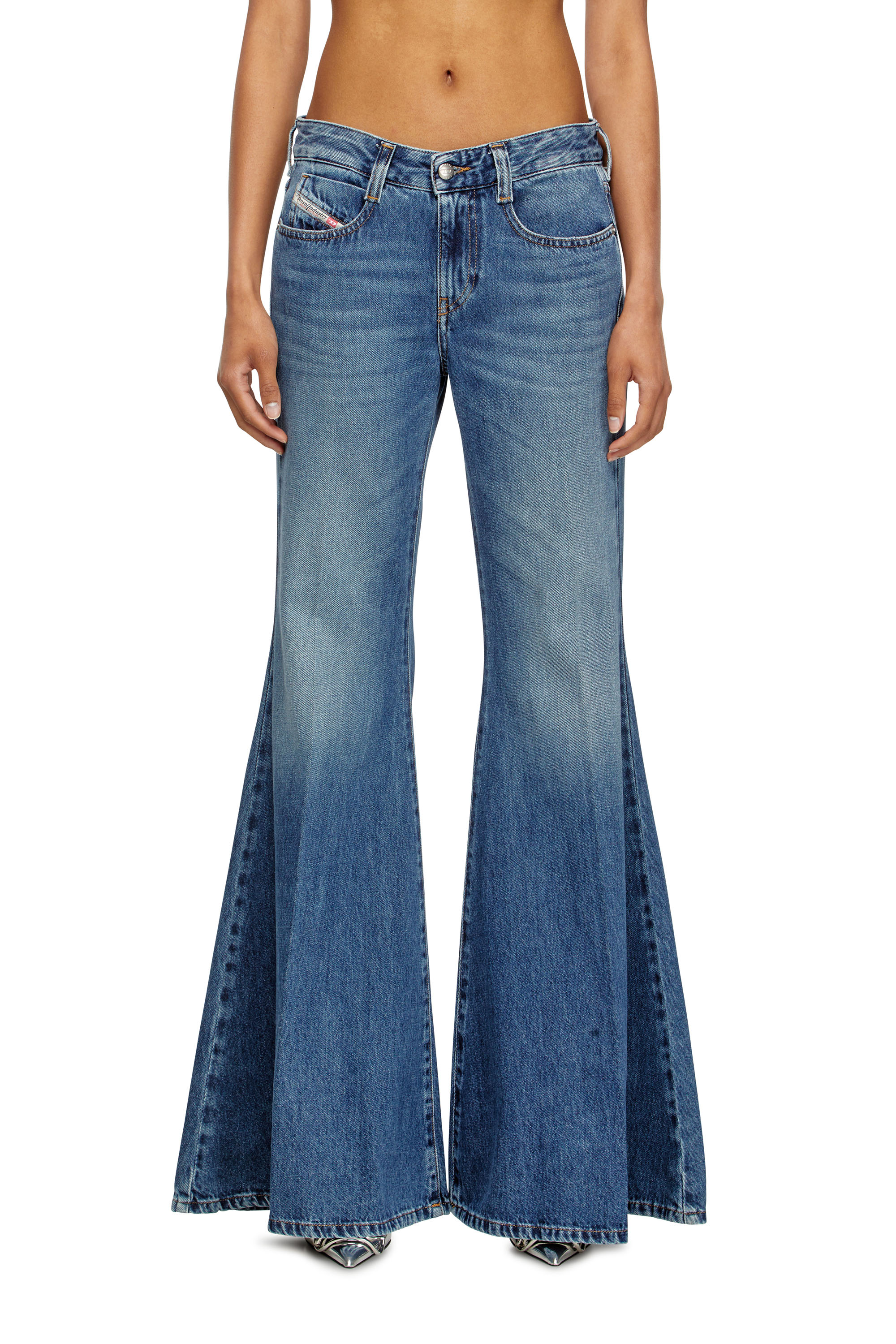 Diesel - Flare Jeans 1970 D-Bleess 09M56 Mujer, Azul medio - 2