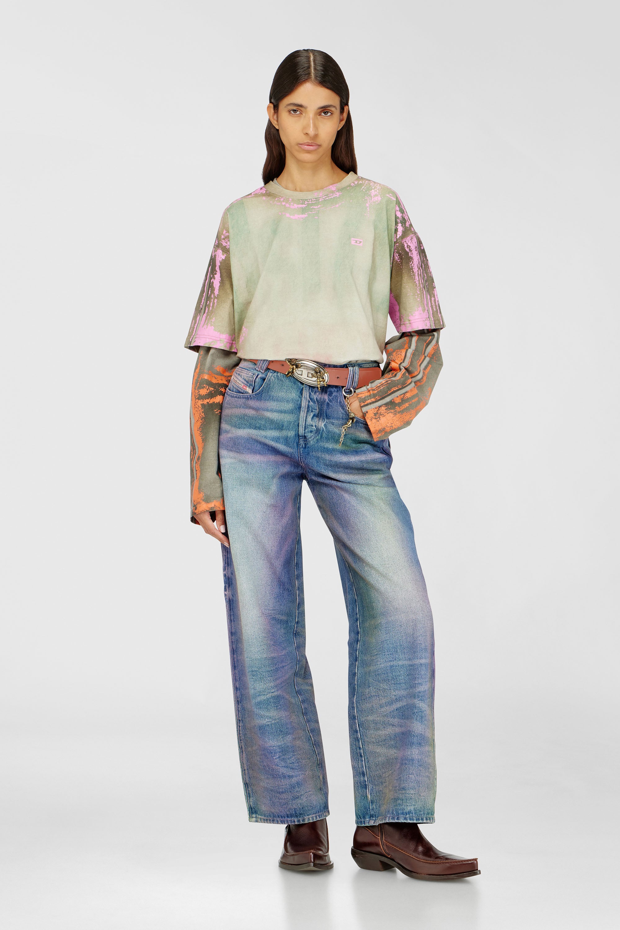 Diesel - Relaxed Jeans 1982 D-Hakou 007FW Unisex, Azul medio - 1