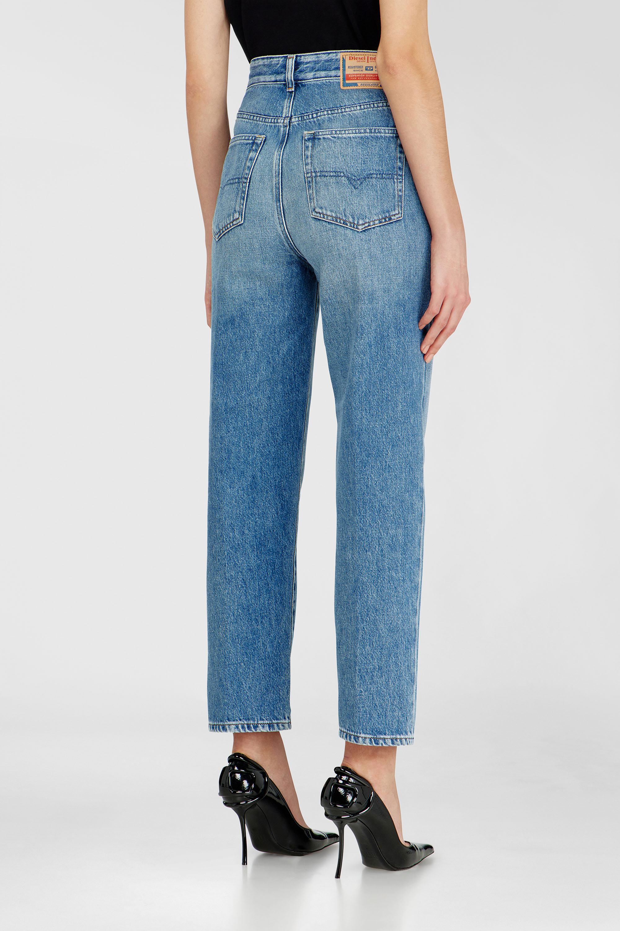 Diesel - Regular Jeans 1981 D-Went 09Q07 Mujer, Azul Claro - 5
