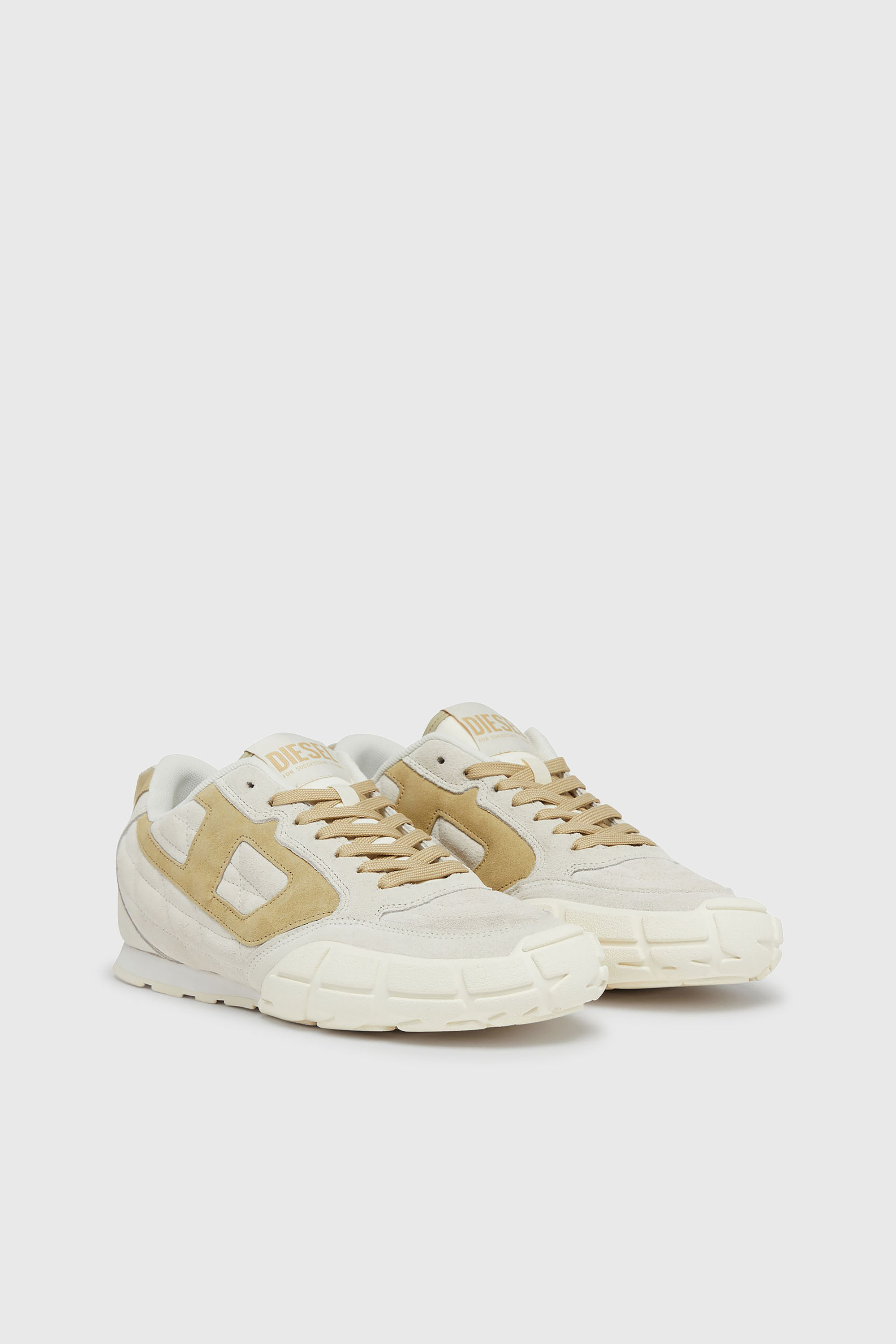 Diesel - S-PAGODHA LOW W, S-Pagodha-Zapatillas de ante acolchadas Mujer in Blanco - 2
