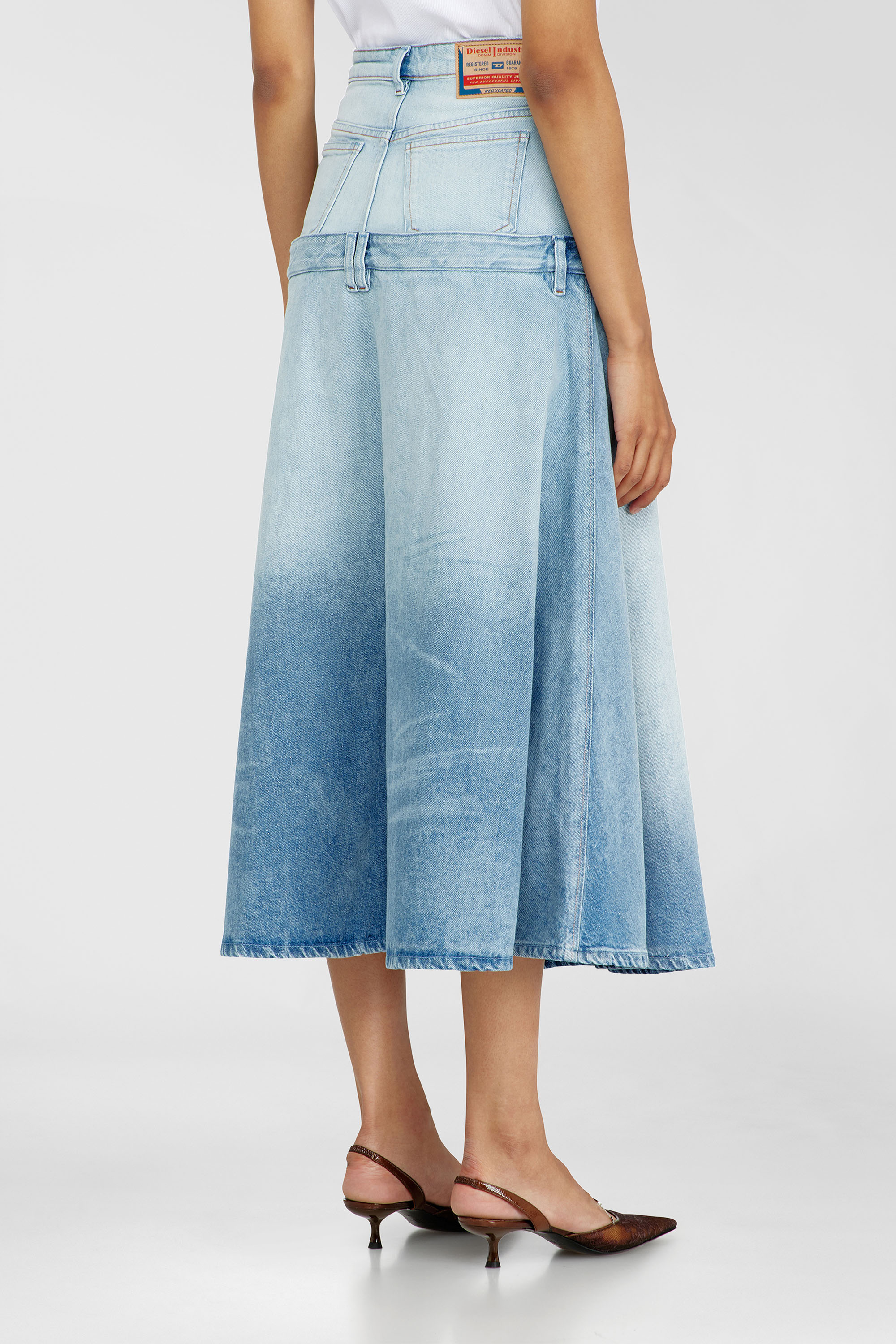Diesel - DE-VORYA-S, Falda vaquera con dise&ntilde;o a capas Mujer in Azul marino - 4