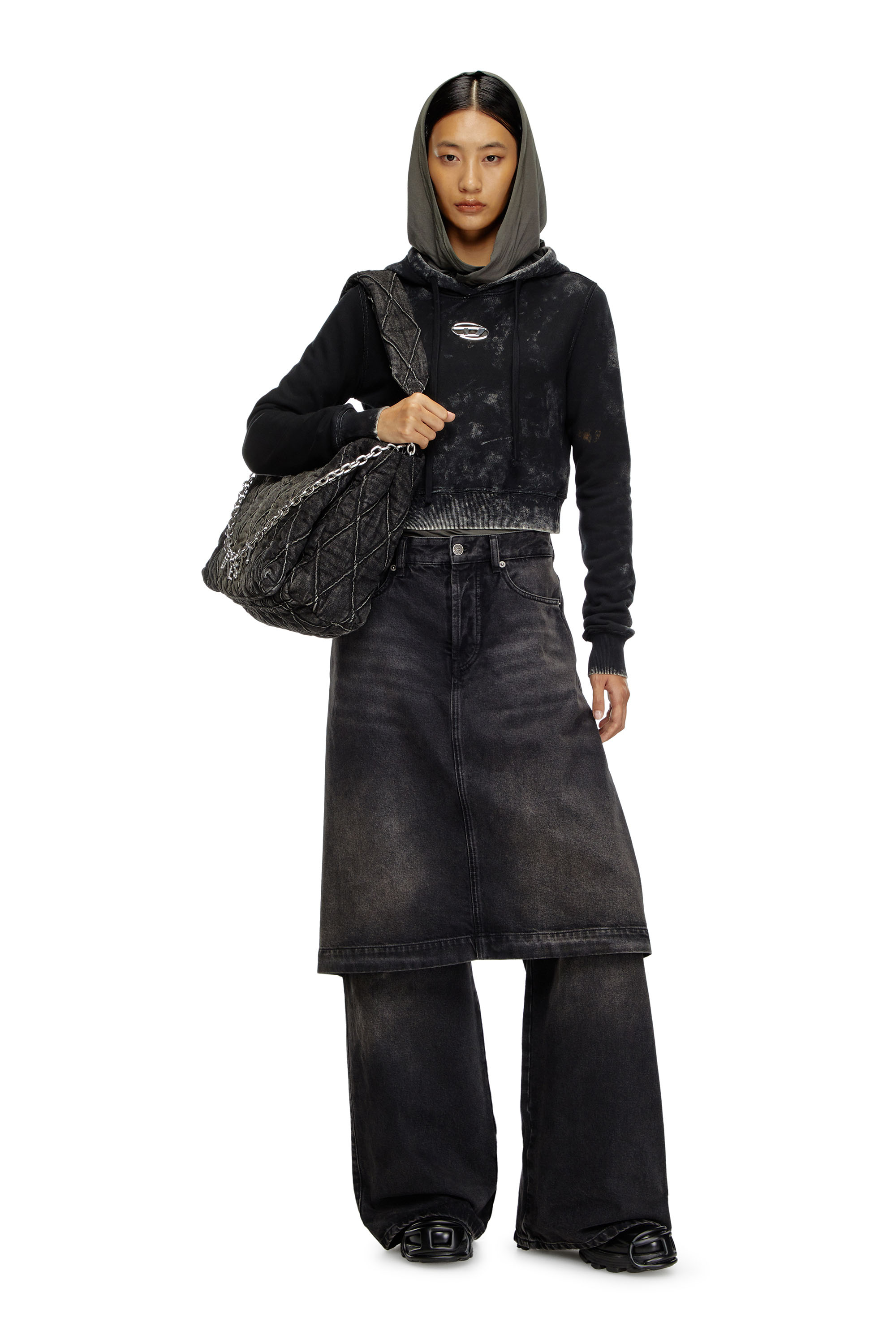 Diesel - F-SLIMMY-HOOD-P5, Mujer Sudadera recortada desteñida con capucha y logotipo de metal in Negro - Image 2