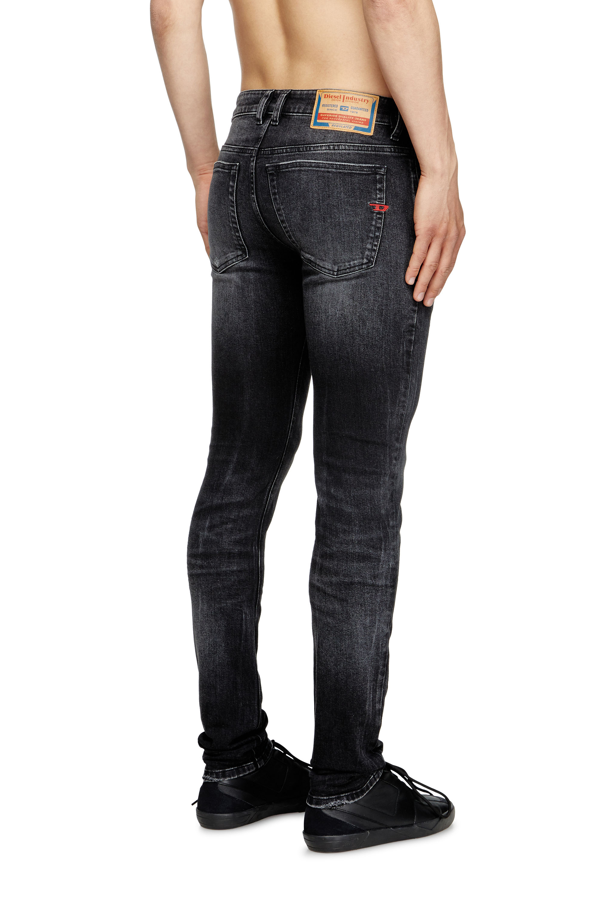 Diesel - Skinny Jeans 1979 Sleenker 0DBDP Hombre, Negro/Gris oscuro - 4